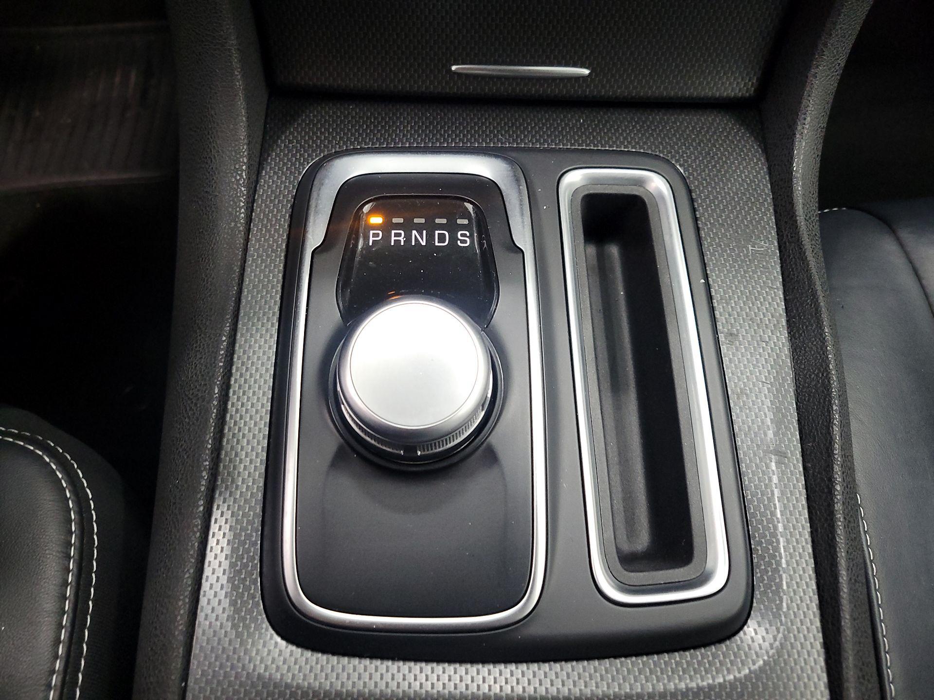 Thumbnail: 2016 Chrysler 300 - 17