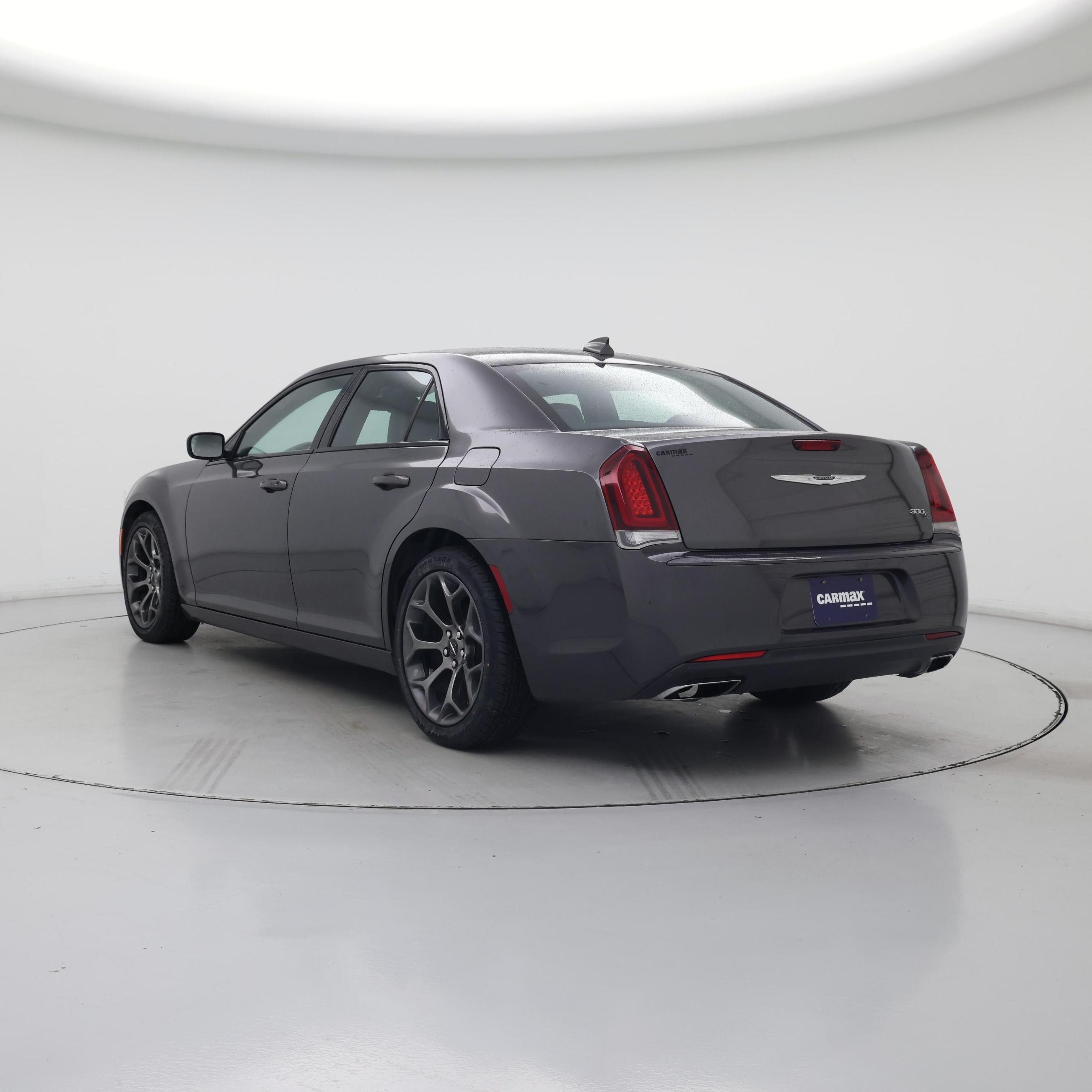 Thumbnail: 2016 Chrysler 300 - 2