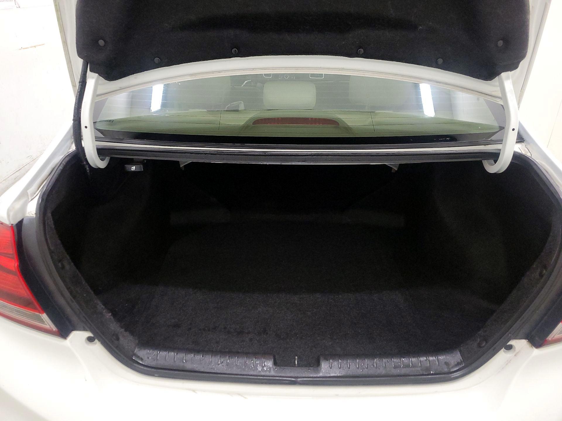 Thumbnail: 2015 Honda Civic - 20