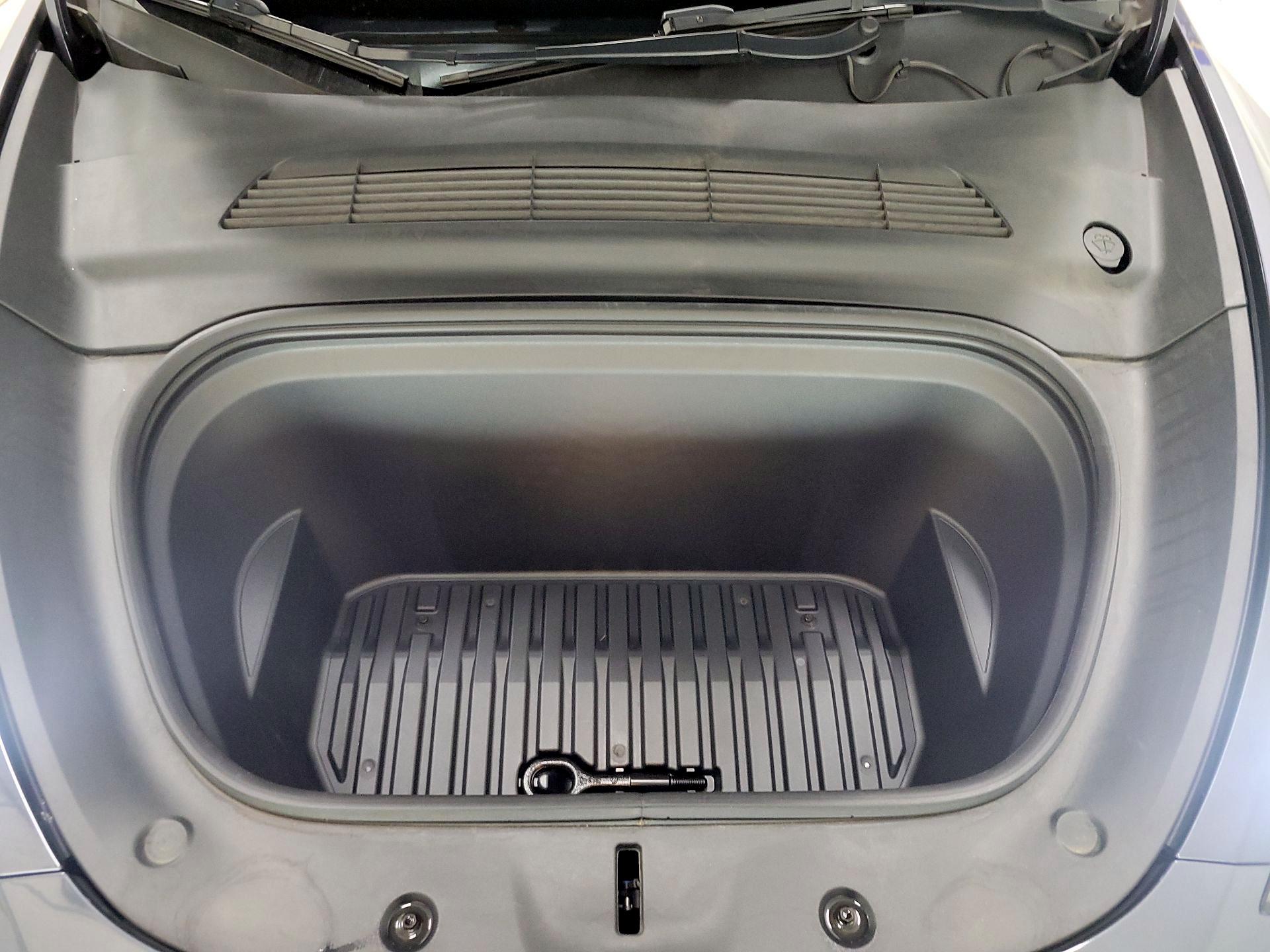 Thumbnail: 2022 Tesla Model Y - 20