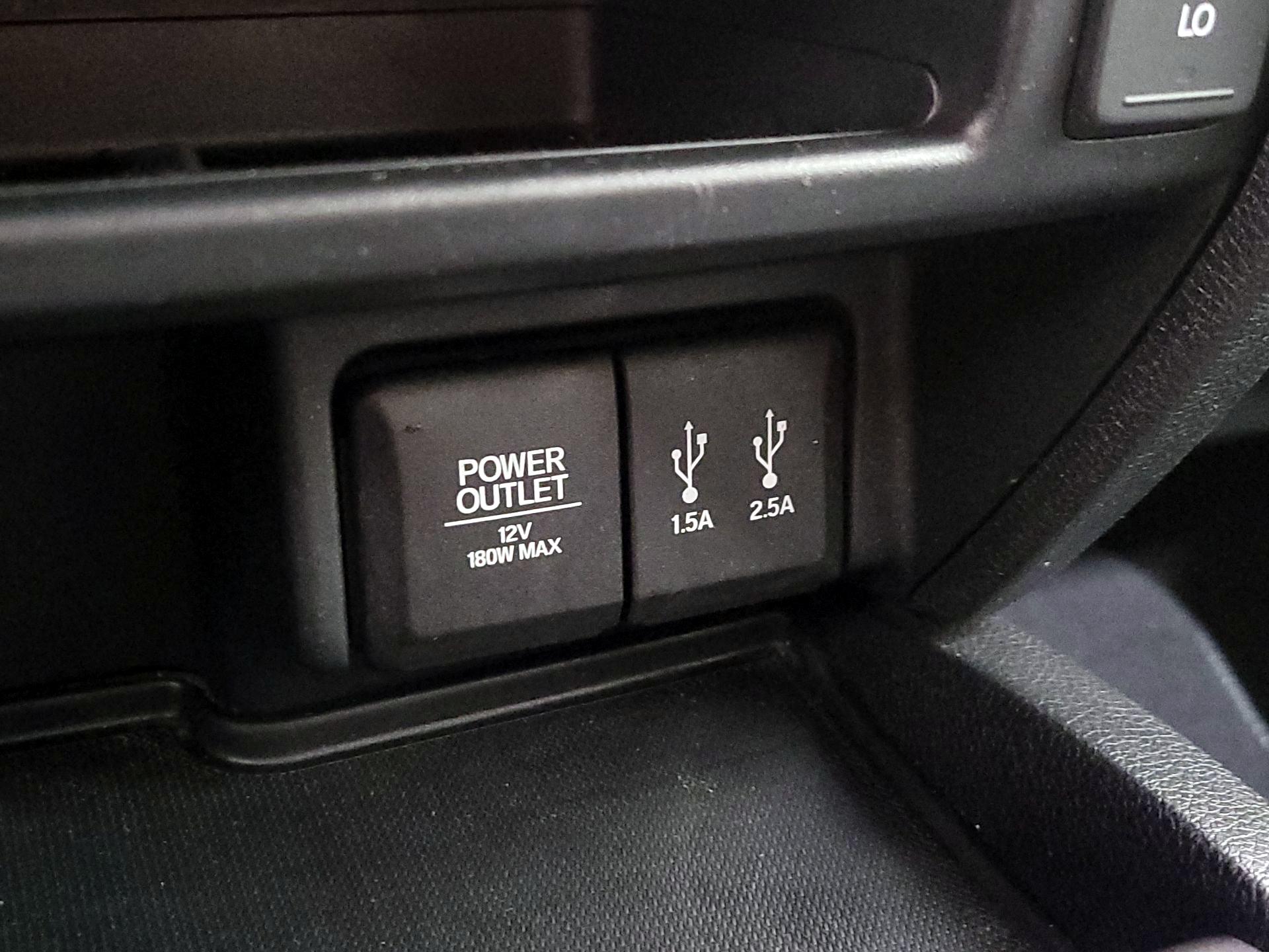 Thumbnail: 2016 Honda Pilot - 18