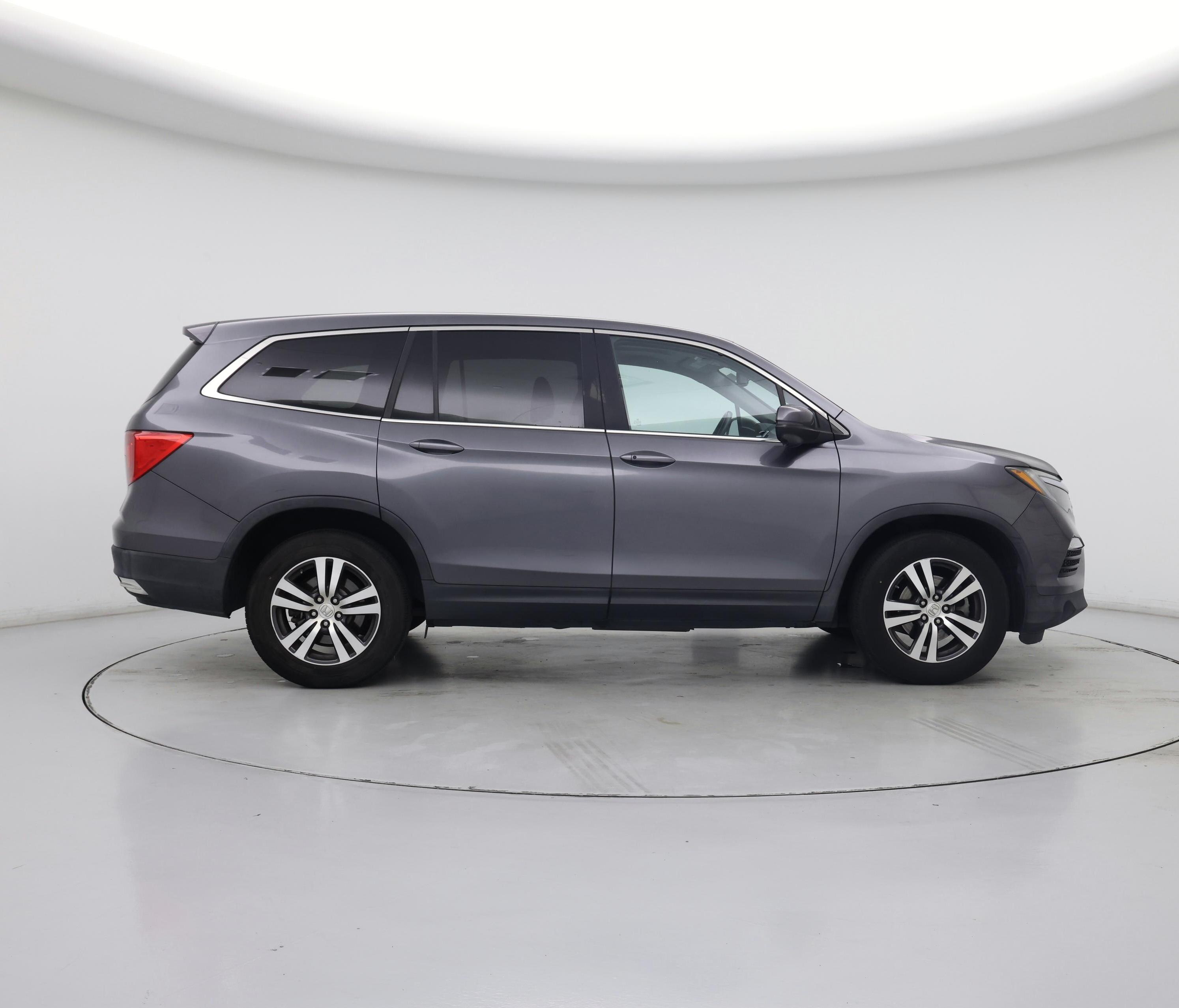 Thumbnail: 2016 Honda Pilot - 7