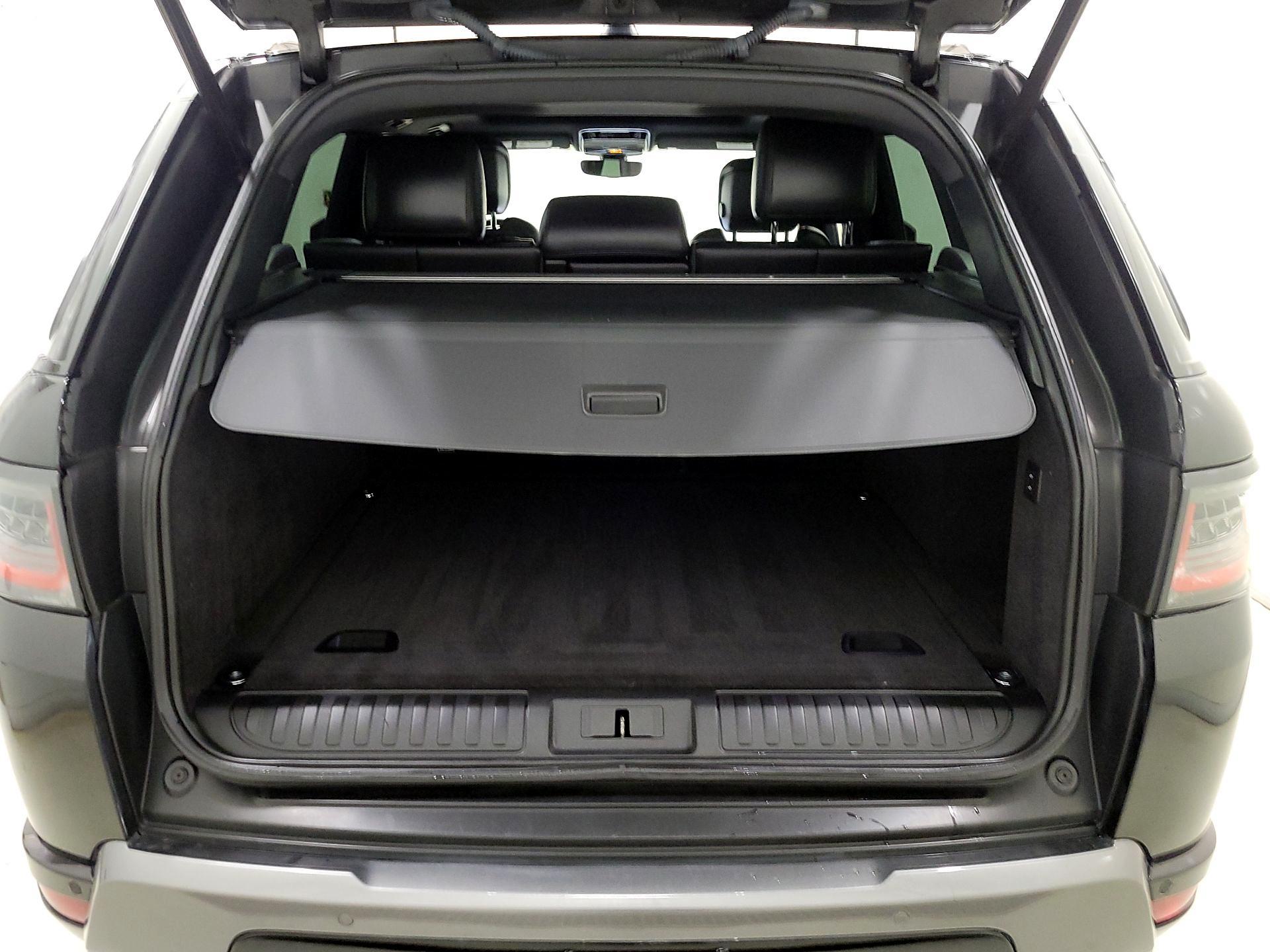 Thumbnail: 2019 Land Rover Range Rover Sport - 20