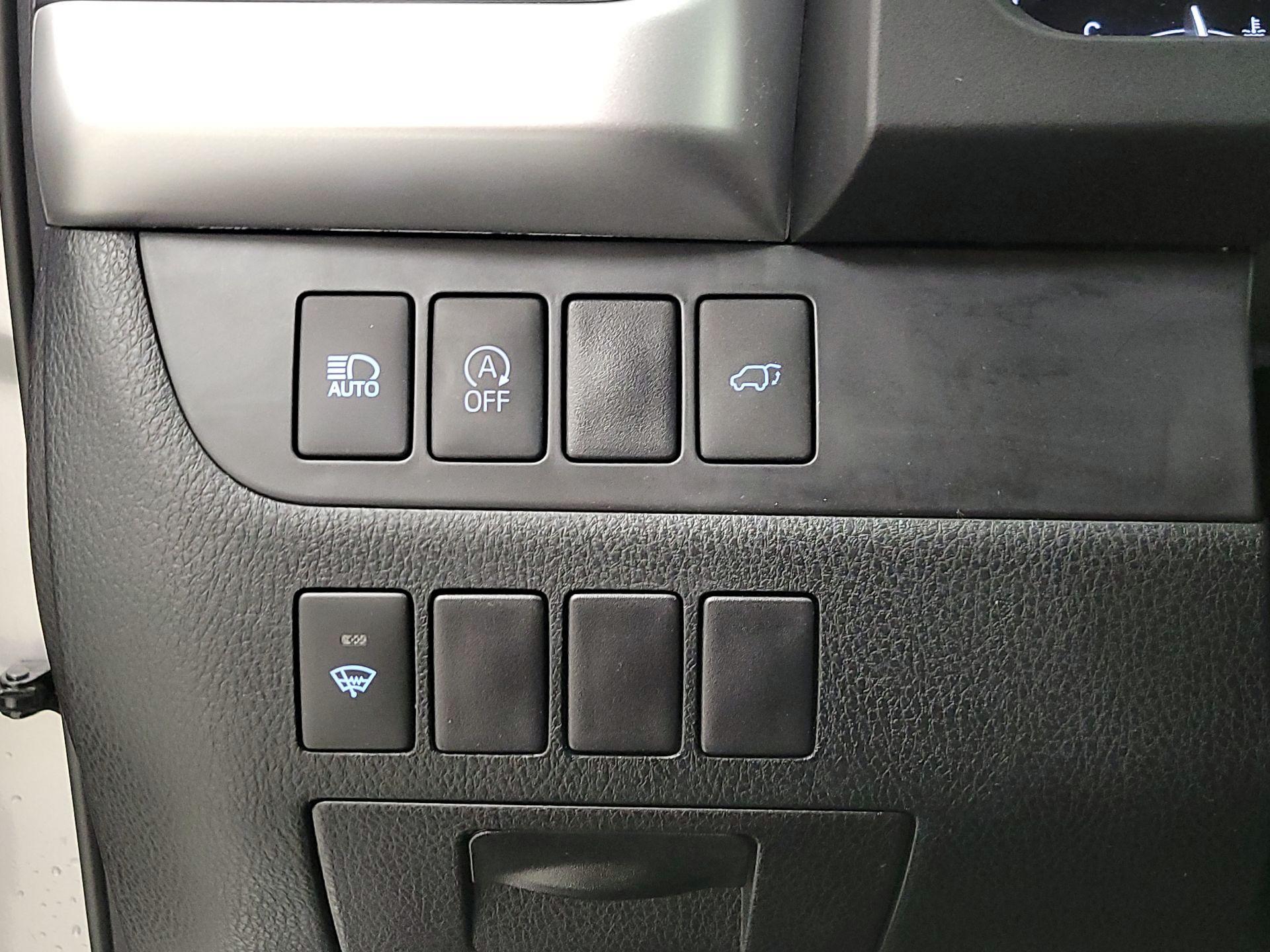 Thumbnail: 2017 Toyota Highlander - 13