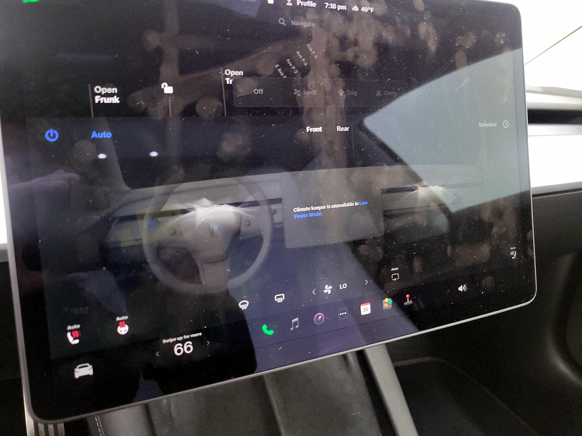 Thumbnail: 2022 Tesla Model 3 - 16