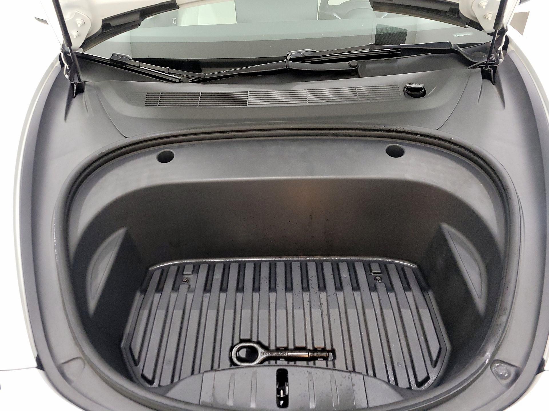 Thumbnail: 2022 Tesla Model 3 - 20