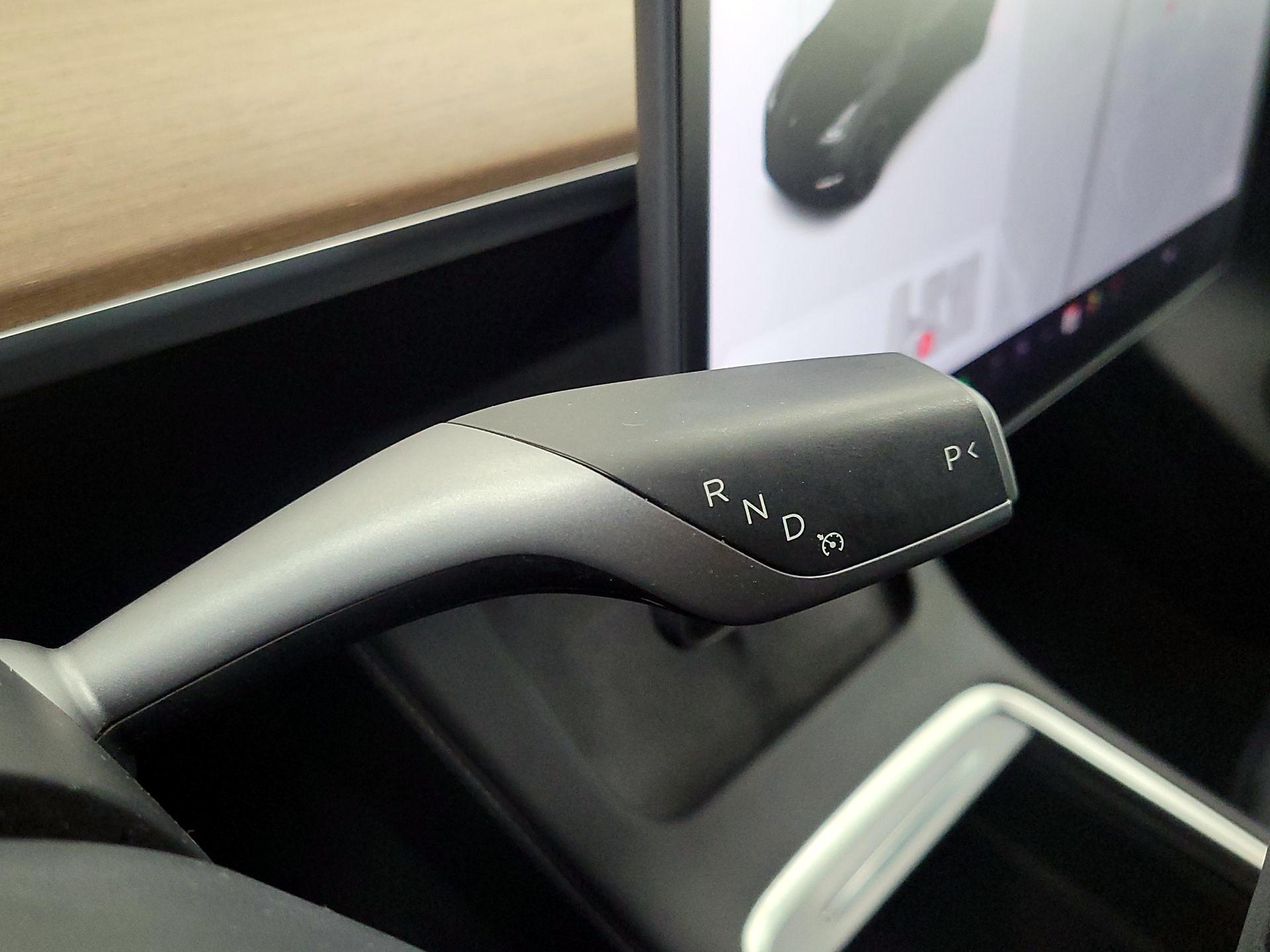 Thumbnail: 2022 Tesla Model Y - 16