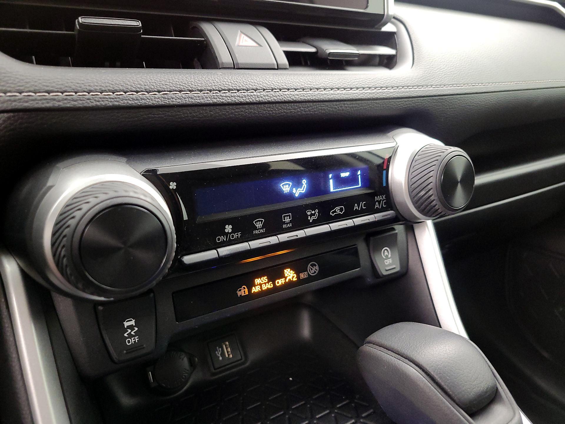 Thumbnail: 2024 Toyota RAV4 - 16