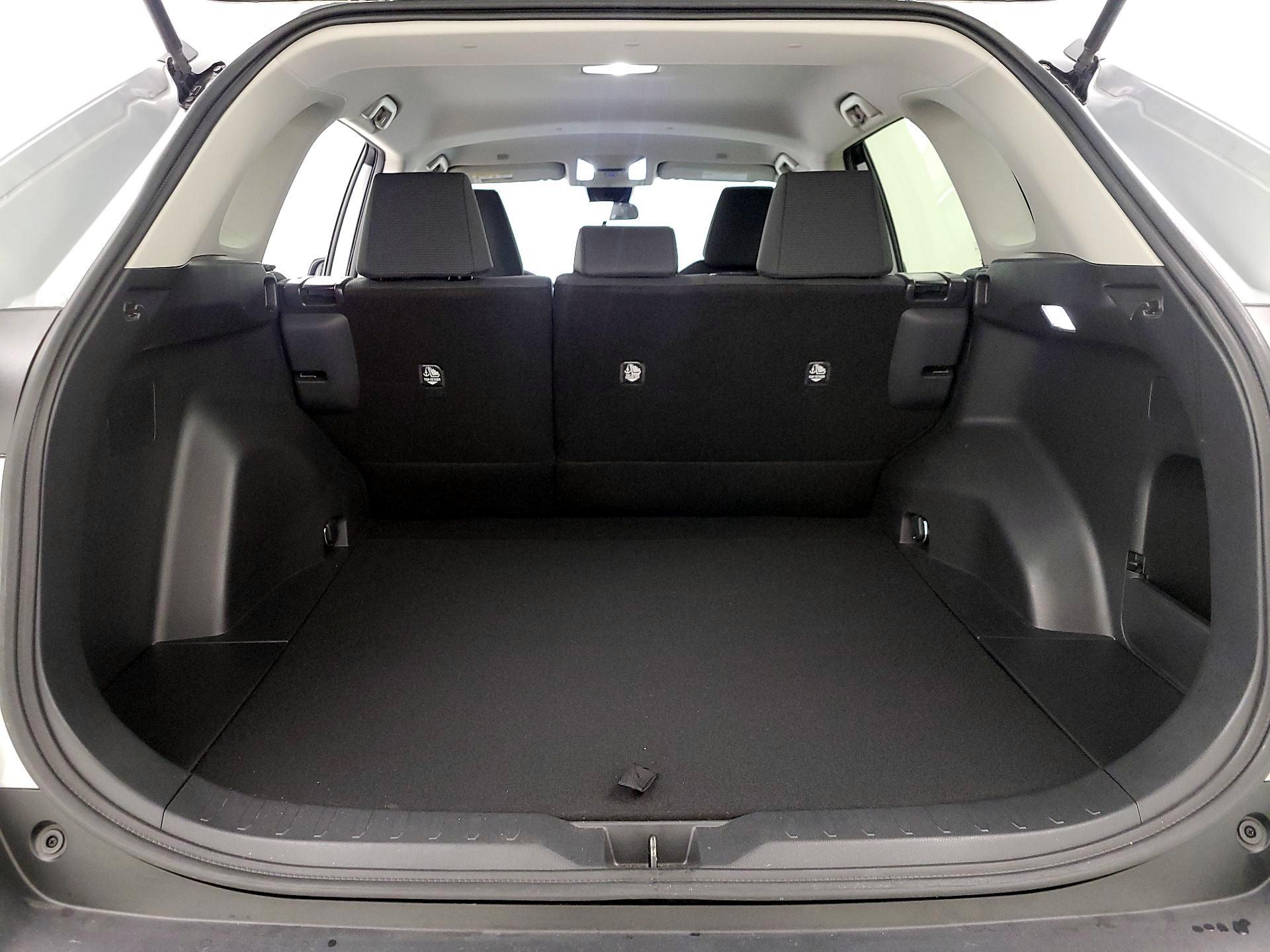 Thumbnail: 2024 Toyota RAV4 - 20