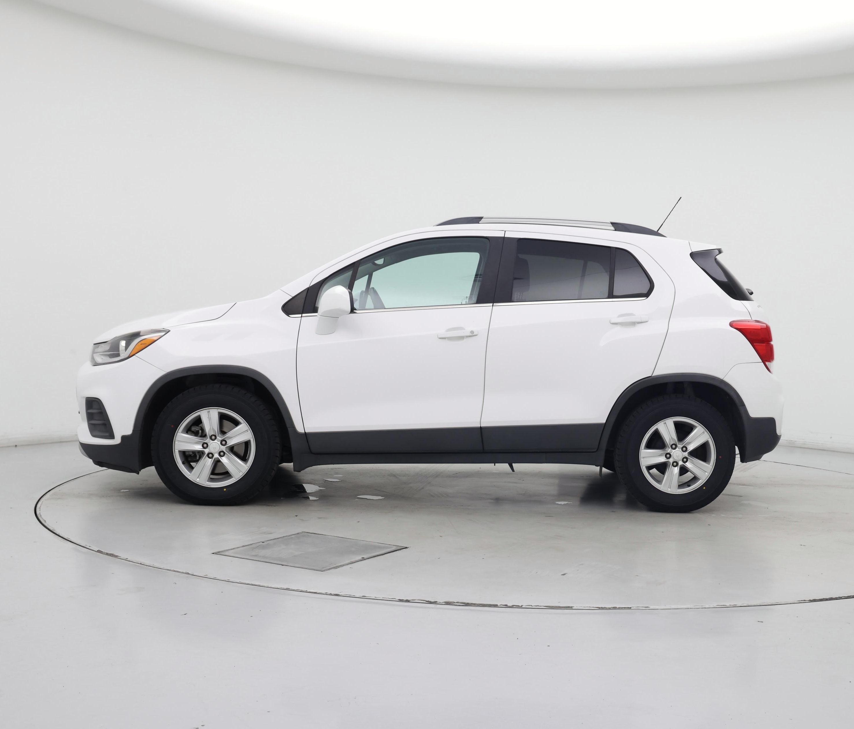 Thumbnail: 2019 Chevrolet Trax - 3