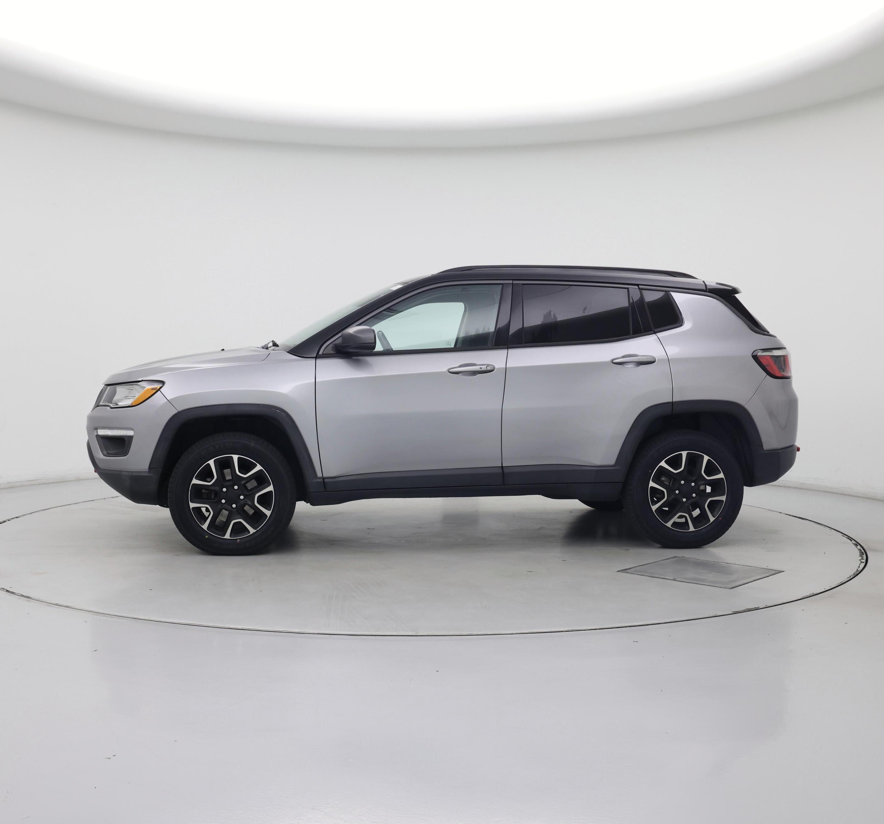 Thumbnail: 2020 Jeep Compass - 3