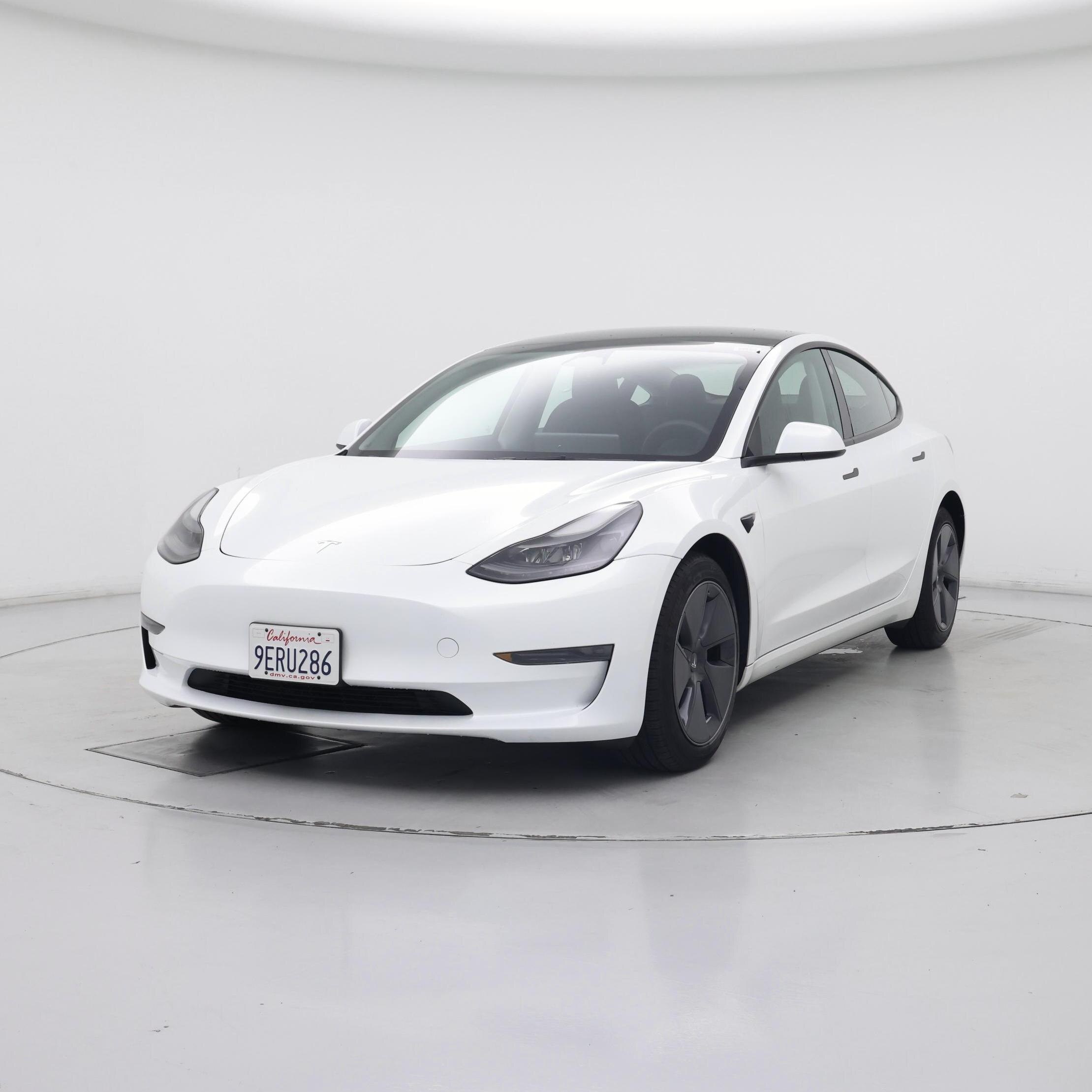 Thumbnail: 2023 Tesla Model 3 - 4