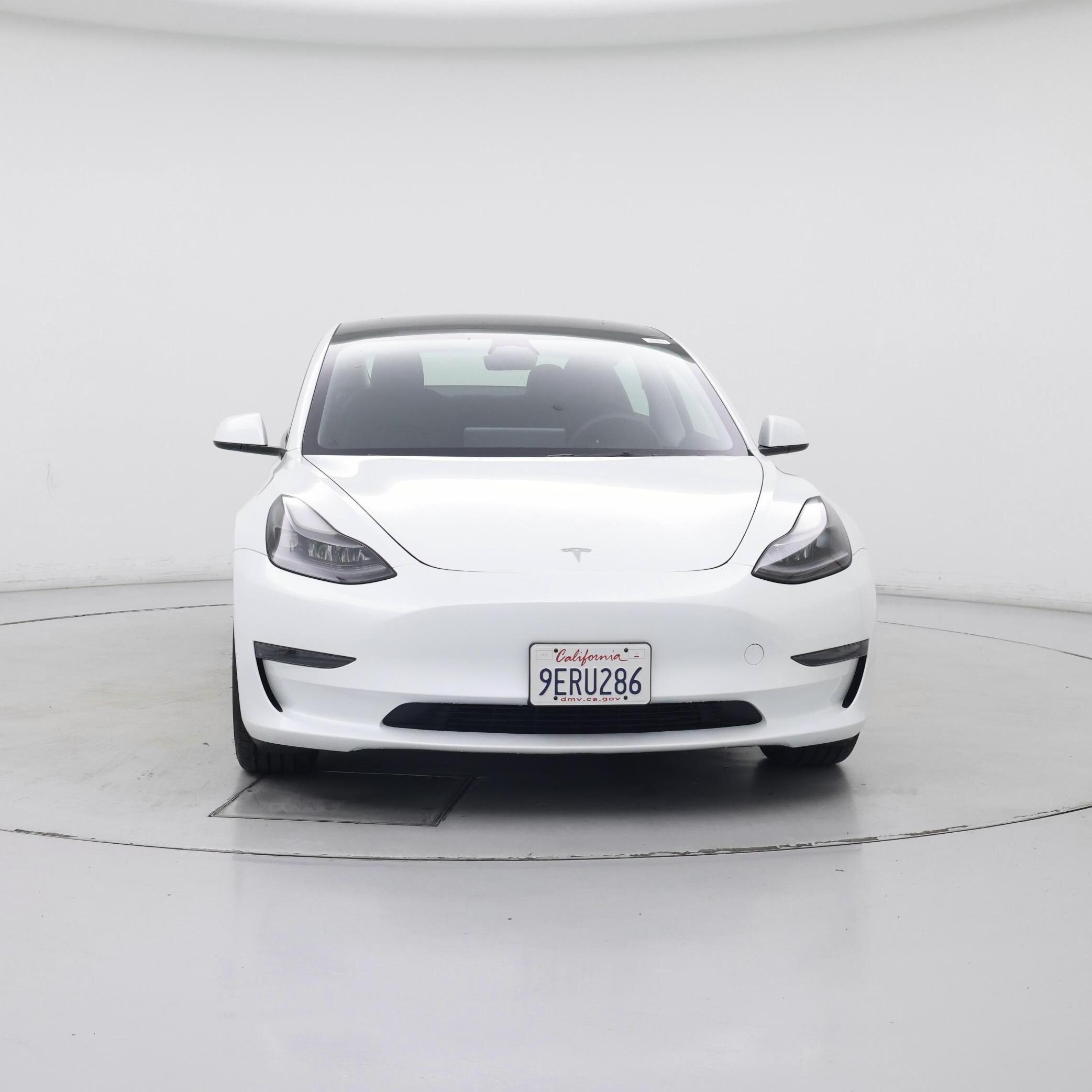 Thumbnail: 2023 Tesla Model 3 - 5