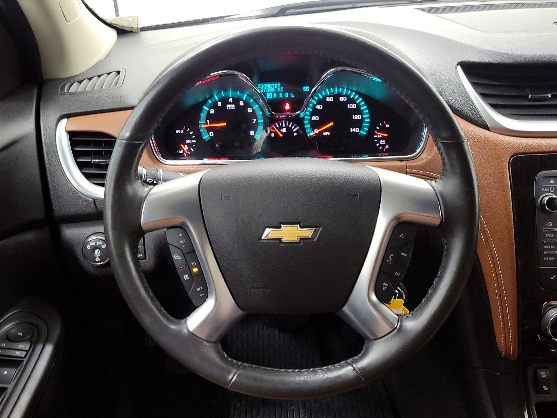 Thumbnail: 2017 Chevrolet Traverse - 10