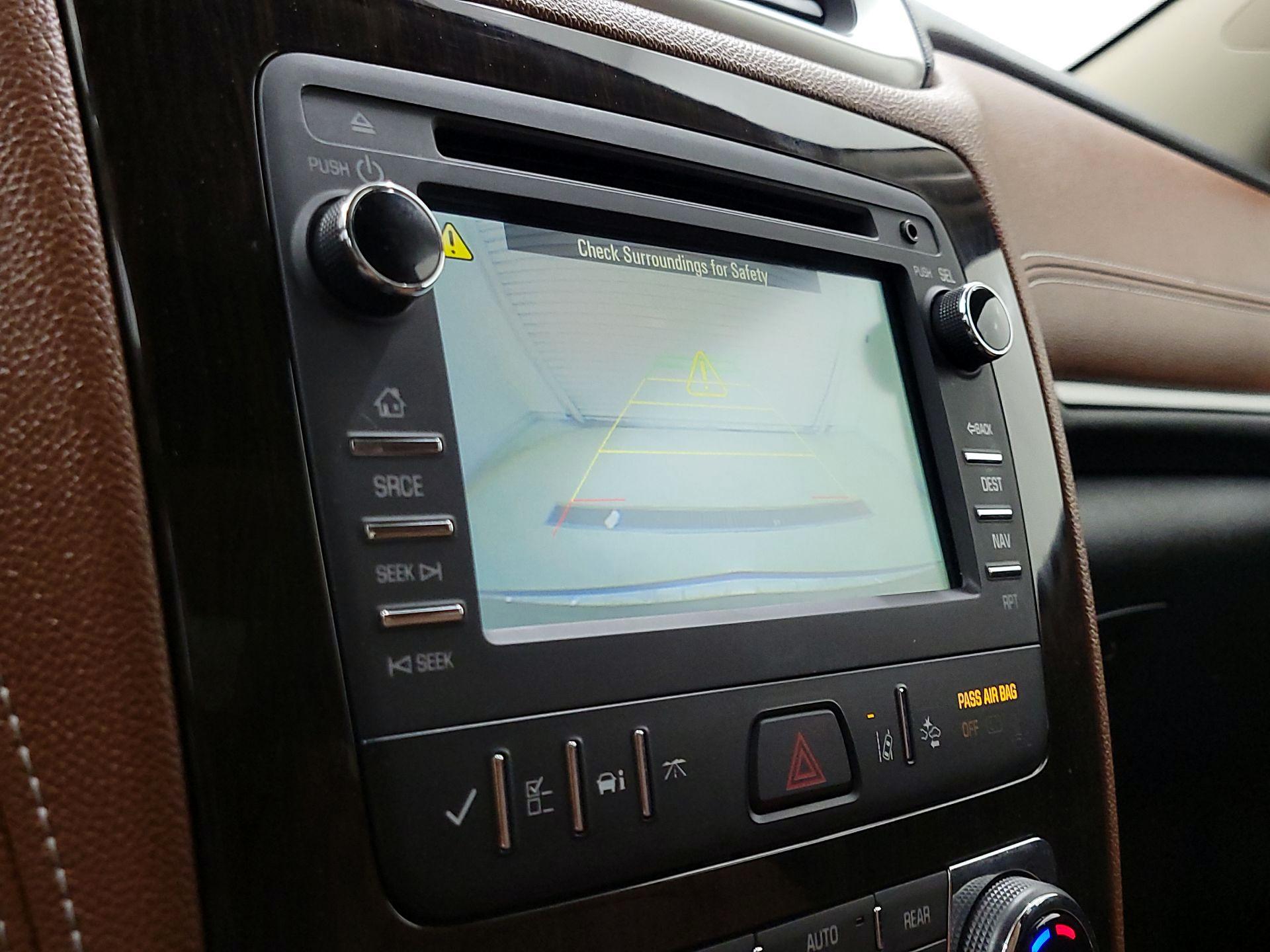 Thumbnail: 2017 Chevrolet Traverse - 14