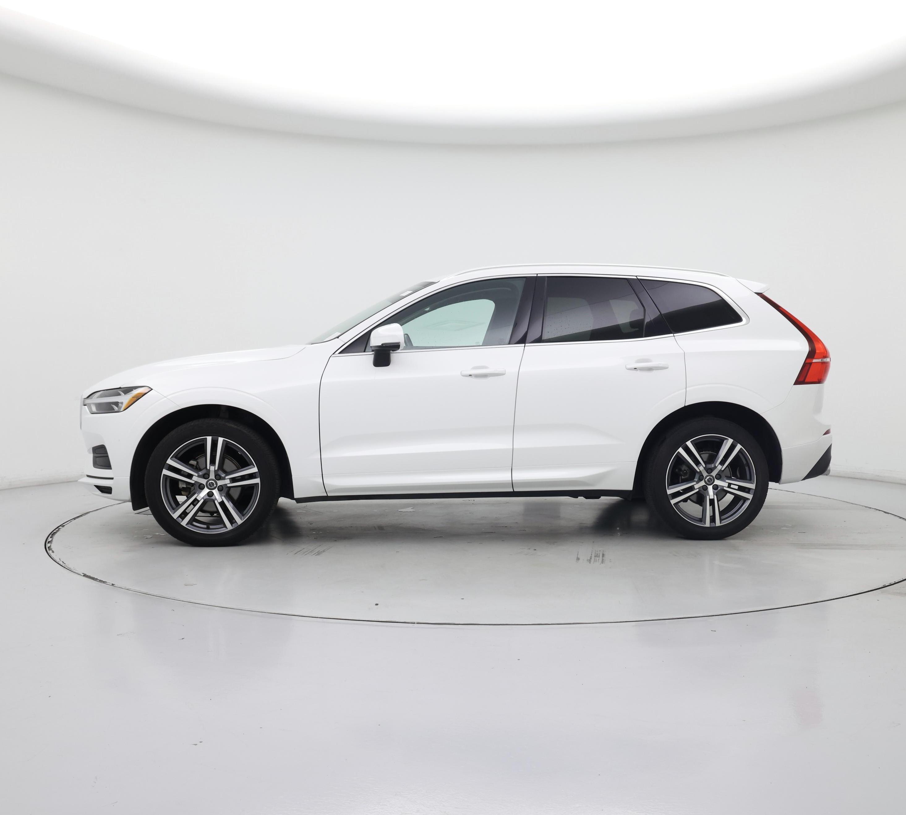 Thumbnail: 2020 Volvo XC60 - 3