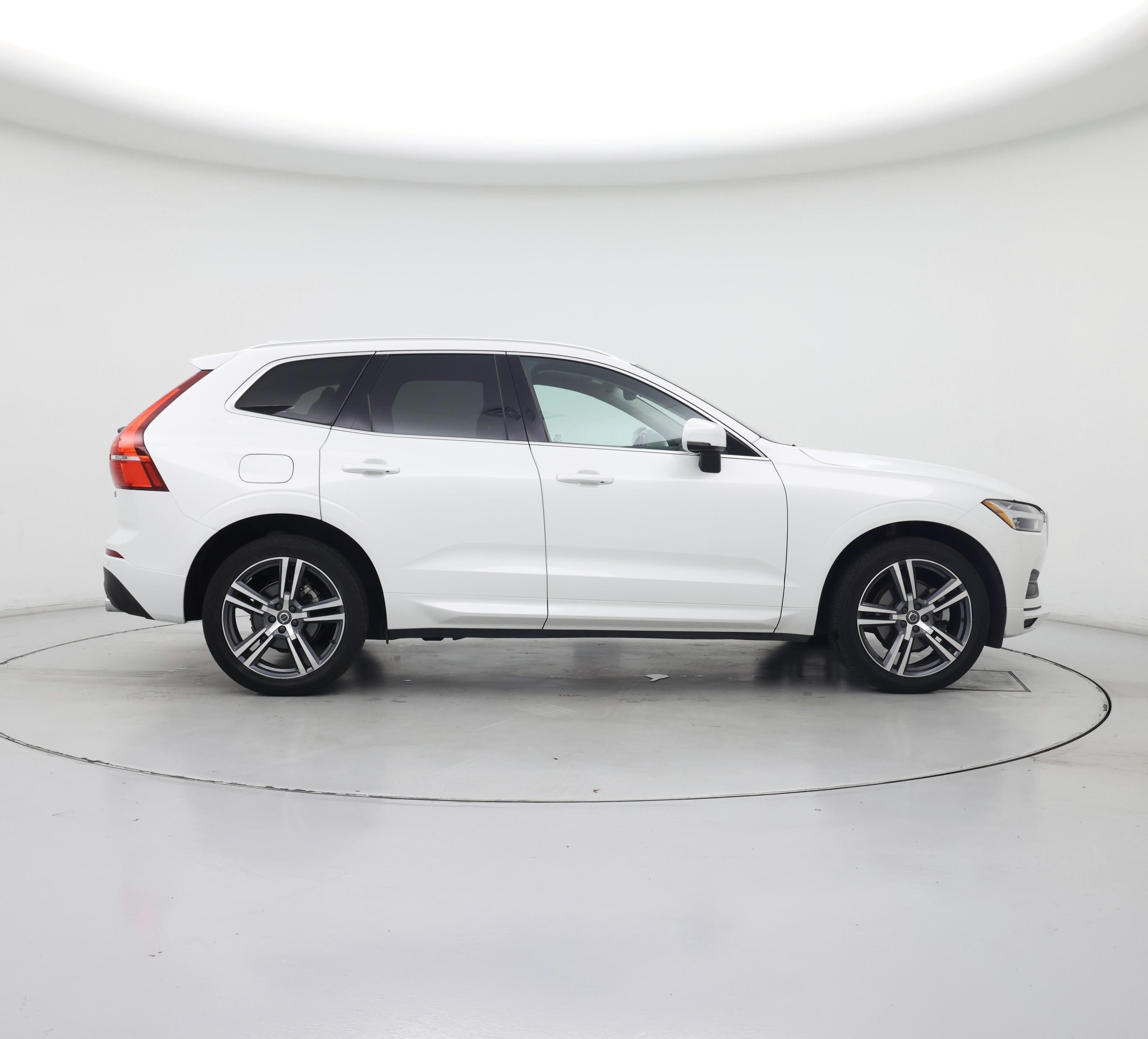 Thumbnail: 2020 Volvo XC60 - 7
