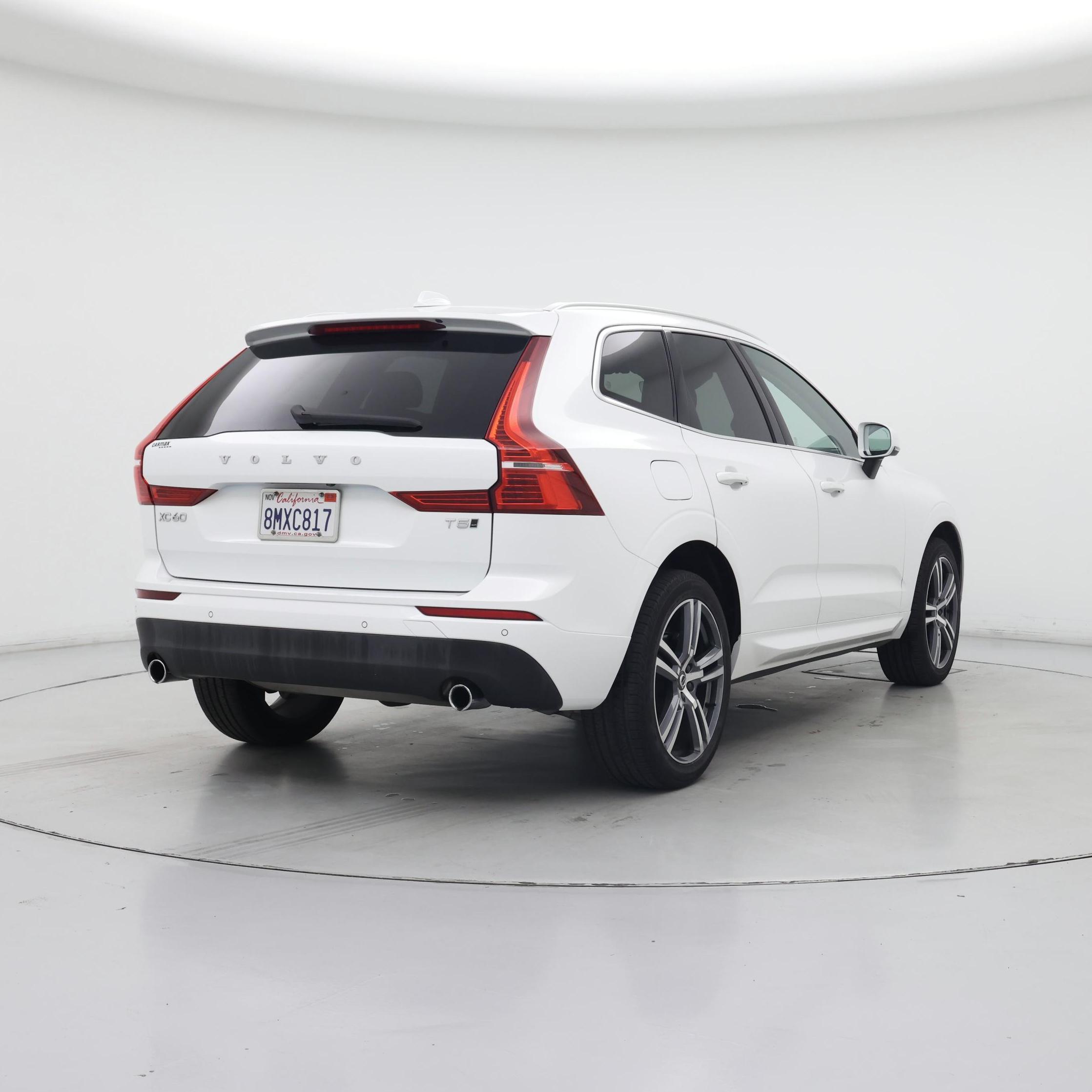 Thumbnail: 2020 Volvo XC60 - 8