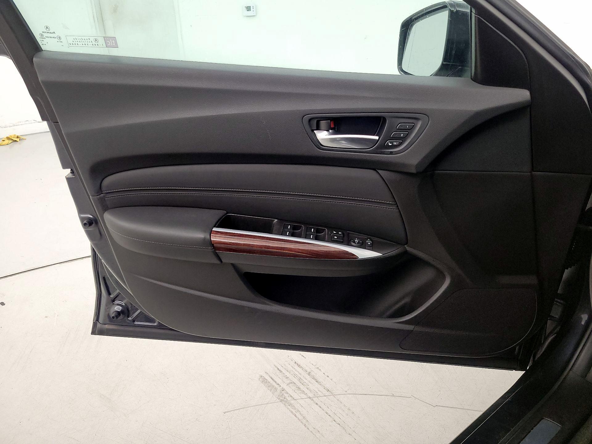 Thumbnail: 2016 Acura TLX - 12