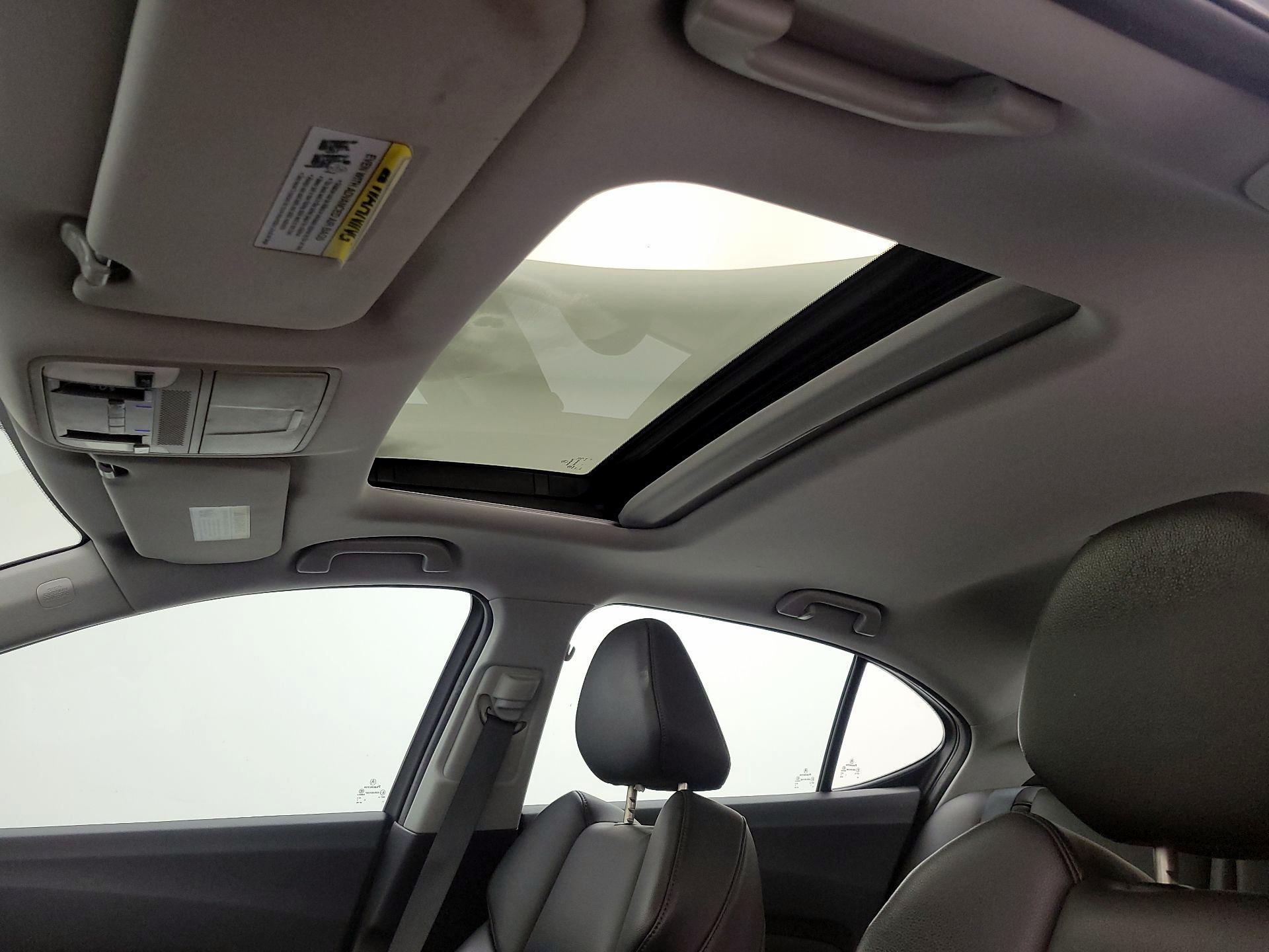 Thumbnail: 2016 Acura TLX - 19