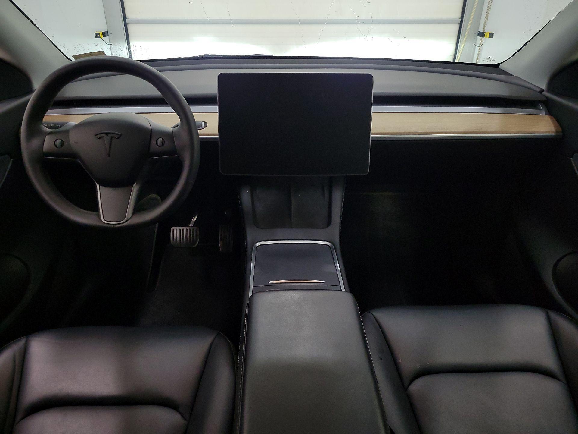 Thumbnail: 2022 Tesla Model Y - 9