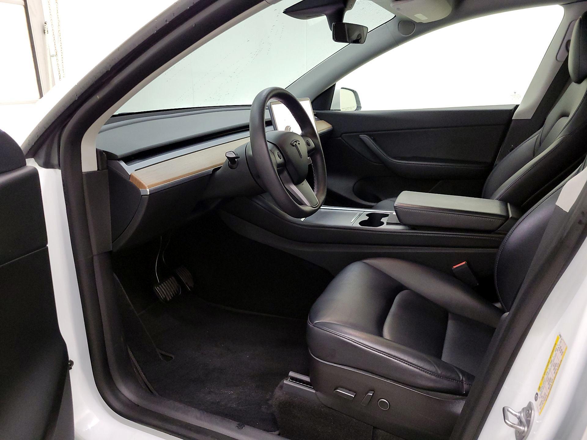 Thumbnail: 2022 Tesla Model Y - 11