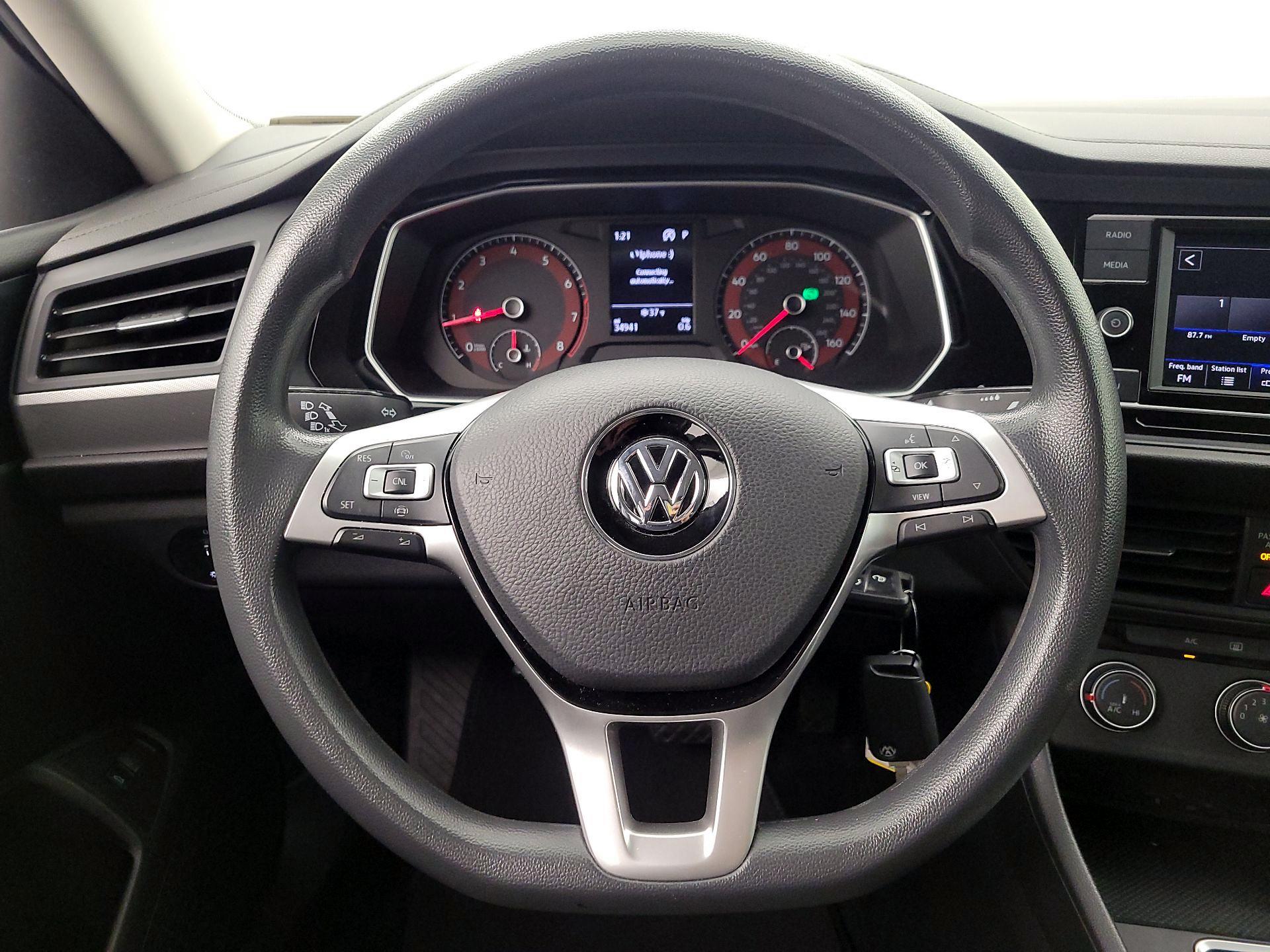 Thumbnail: 2020 Volkswagen Jetta - 10