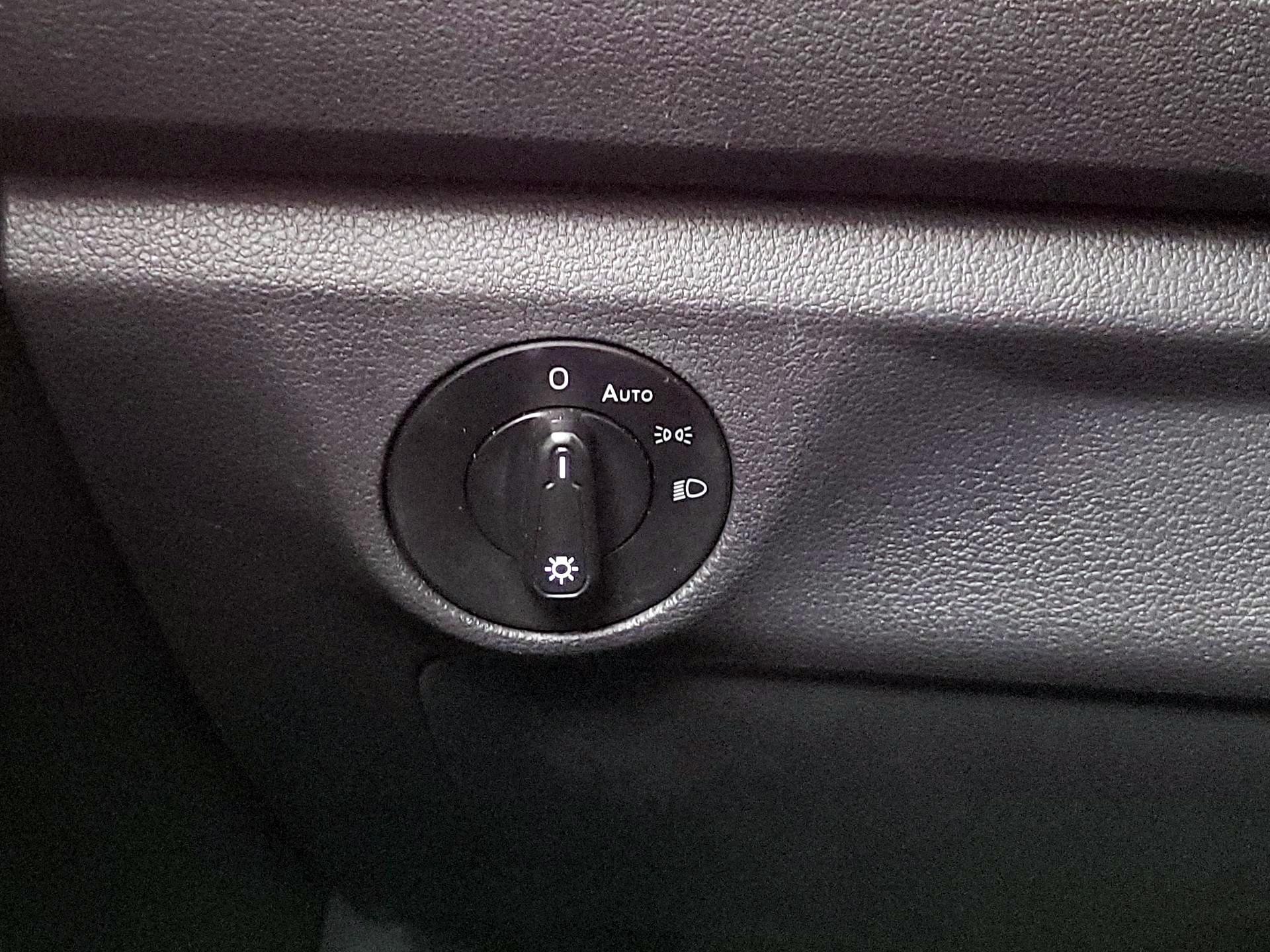 Thumbnail: 2020 Volkswagen Jetta - 13