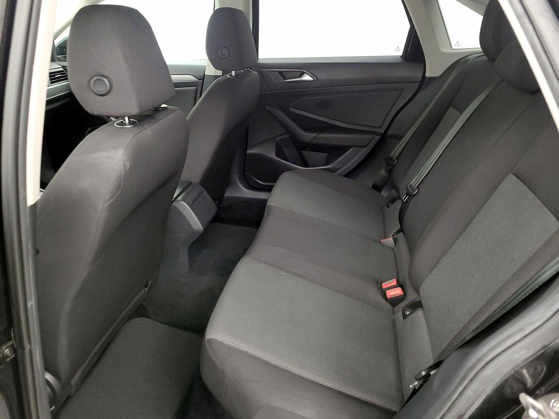 Thumbnail: 2020 Volkswagen Jetta - 19