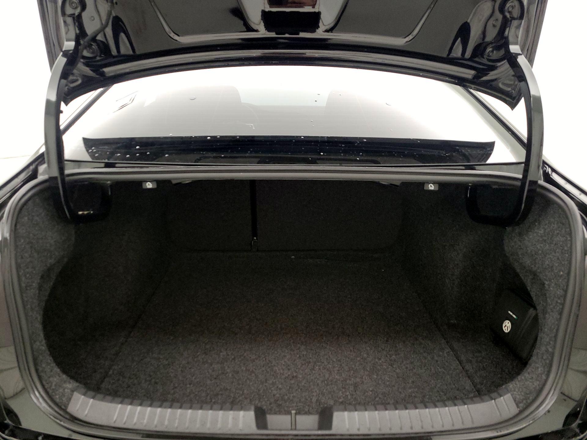 Thumbnail: 2020 Volkswagen Jetta - 20