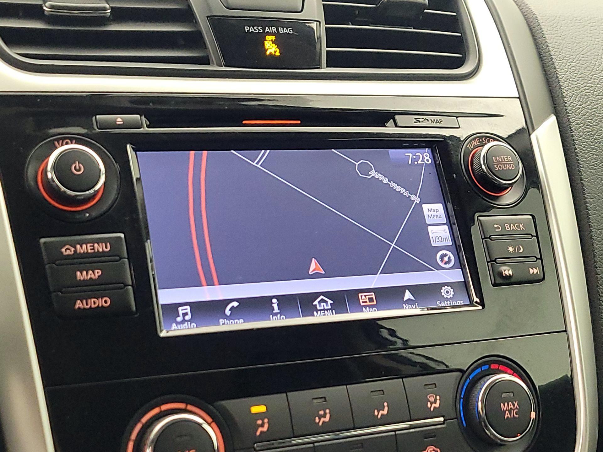 Thumbnail: 2018 Nissan Altima - 14