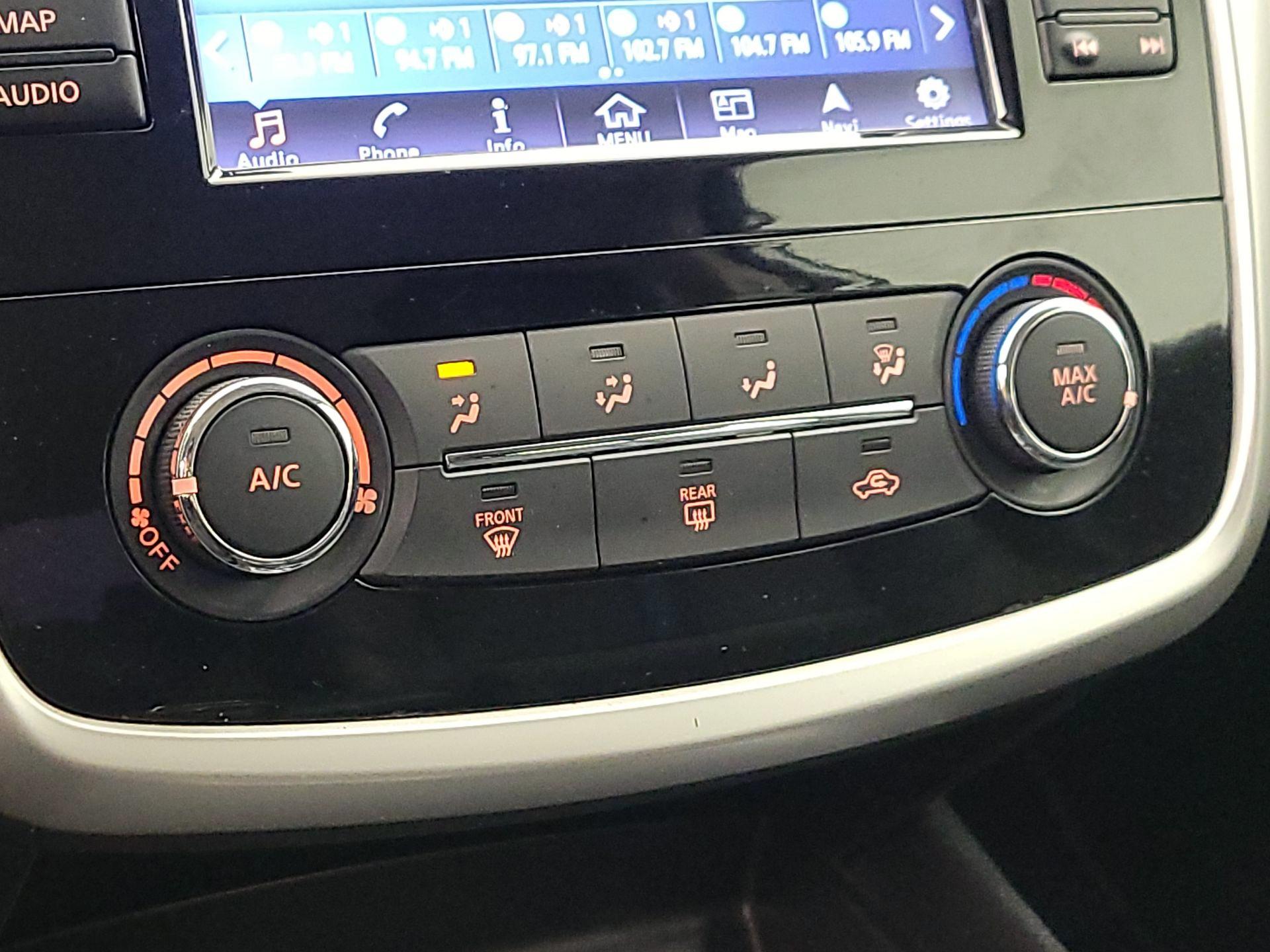 Thumbnail: 2018 Nissan Altima - 17