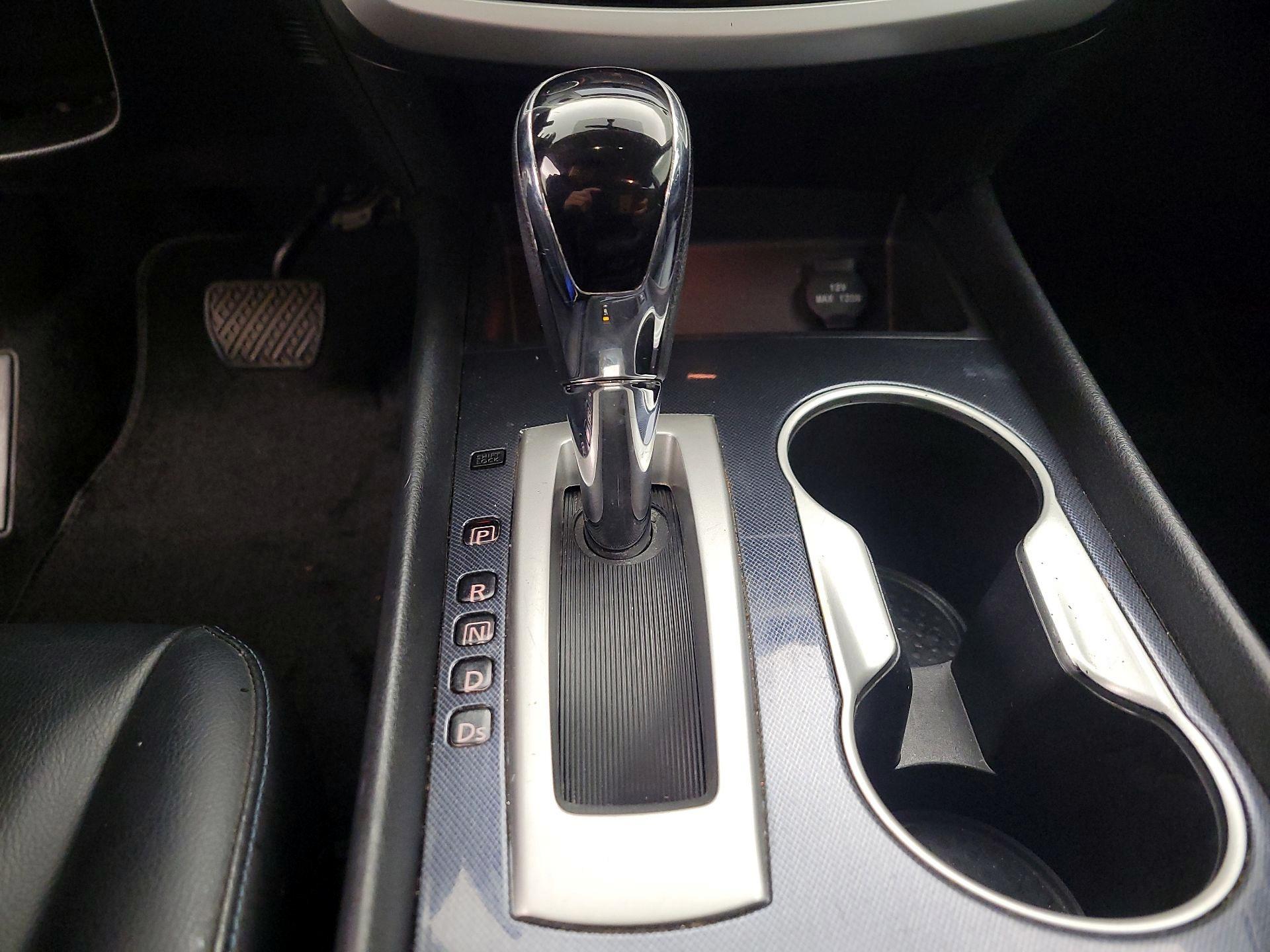 Thumbnail: 2018 Nissan Altima - 18