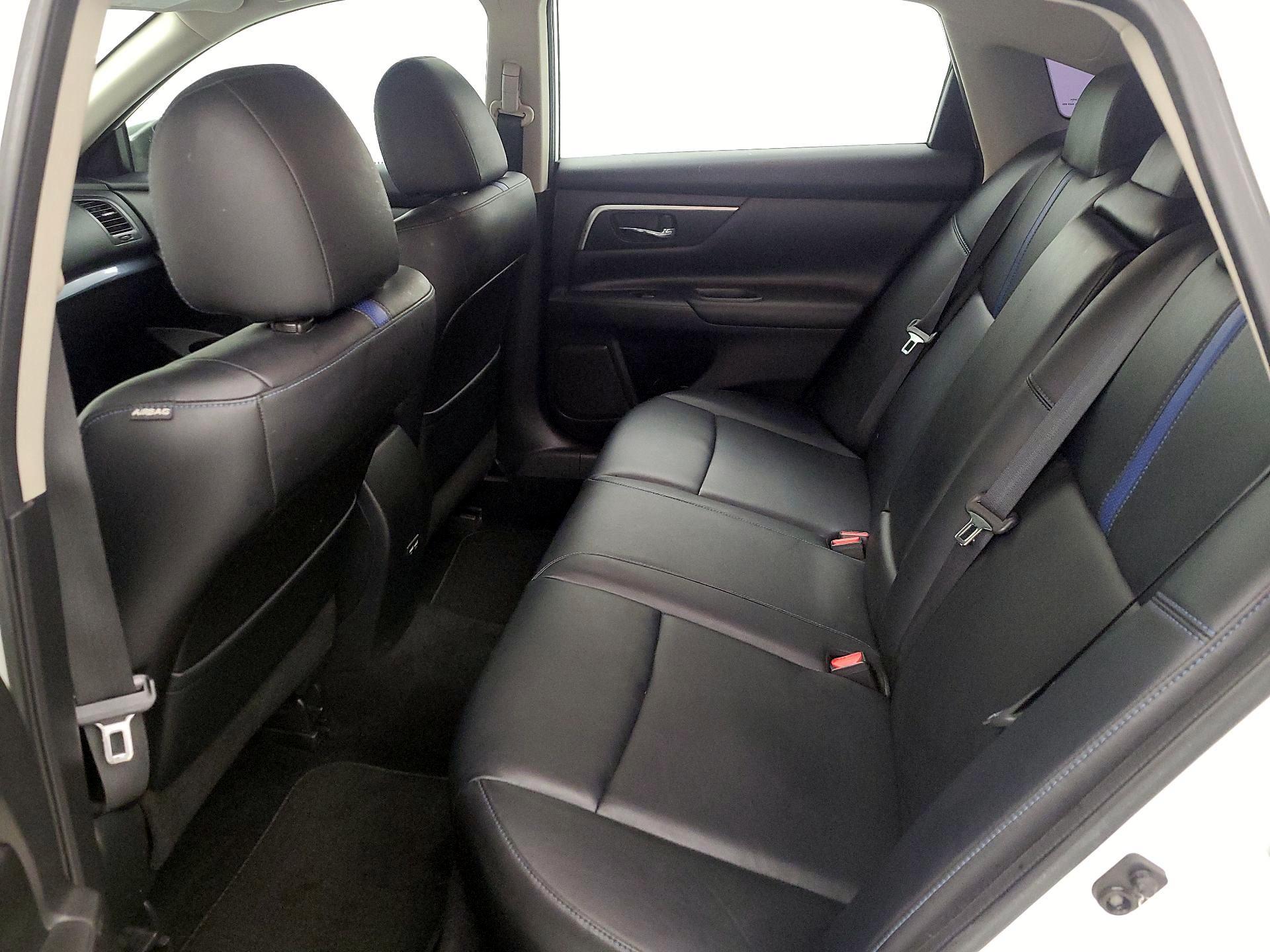 Thumbnail: 2018 Nissan Altima - 20