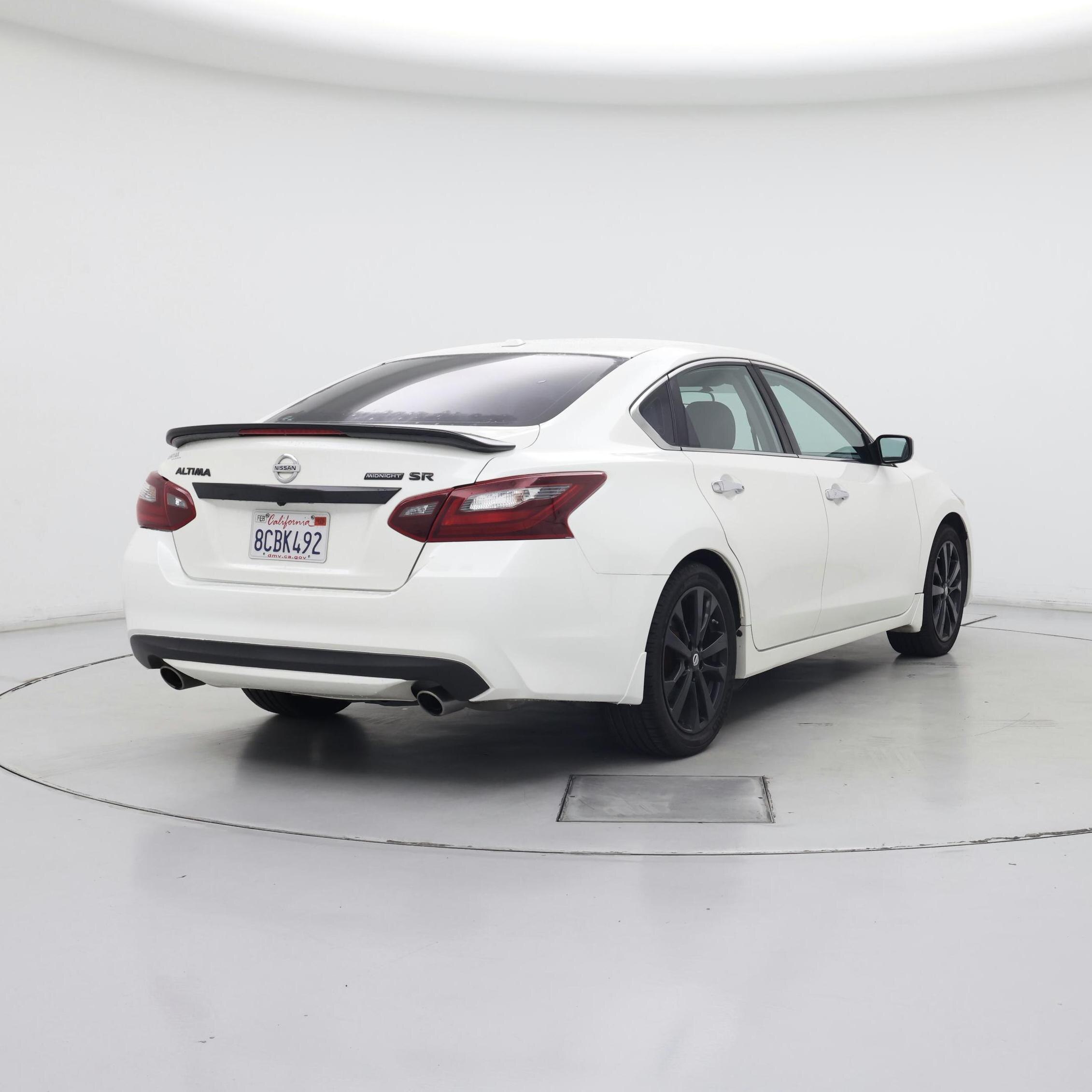 Thumbnail: 2018 Nissan Altima - 8