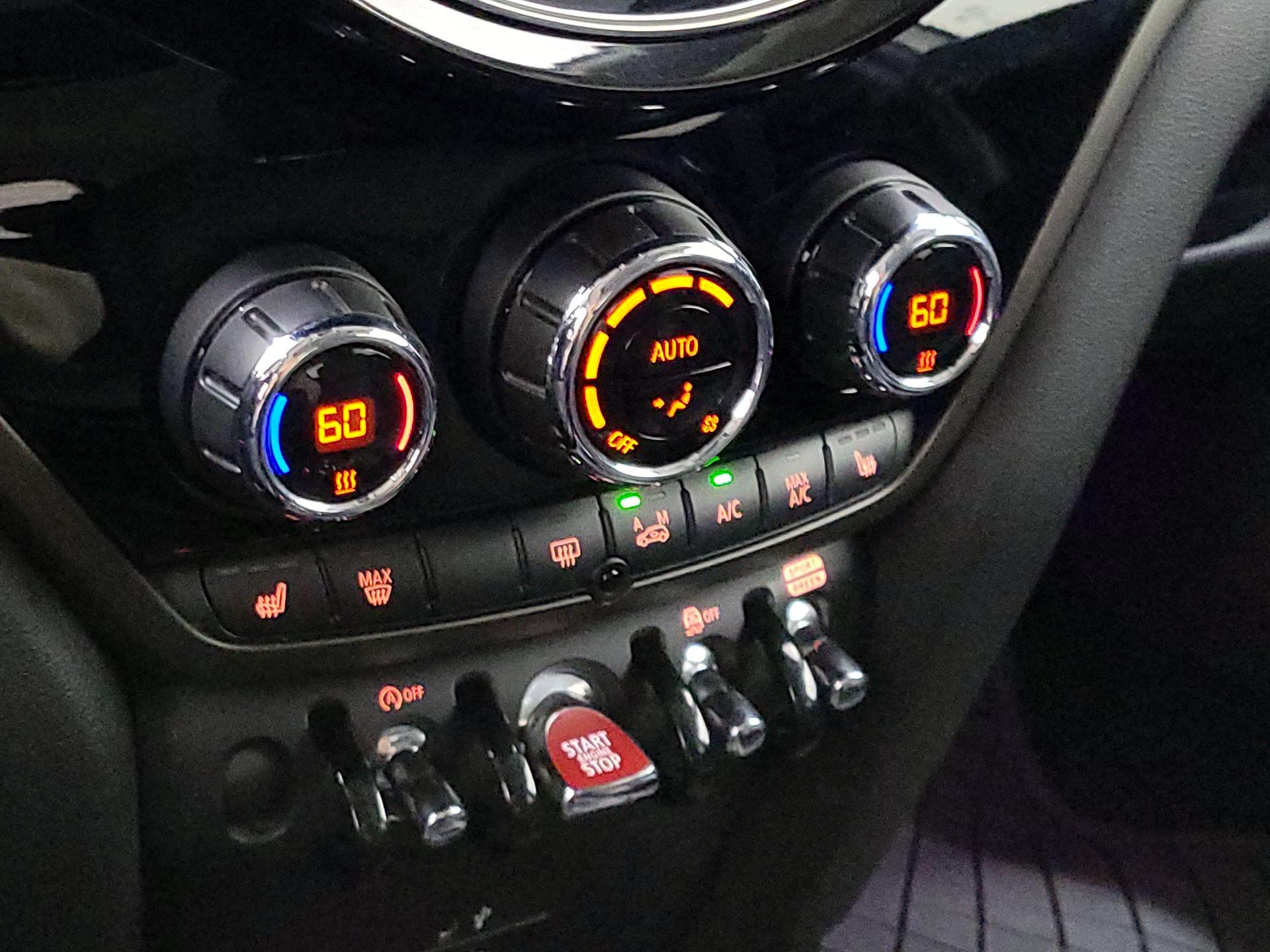 Thumbnail: 2022 MINI Cooper Countryman - 17