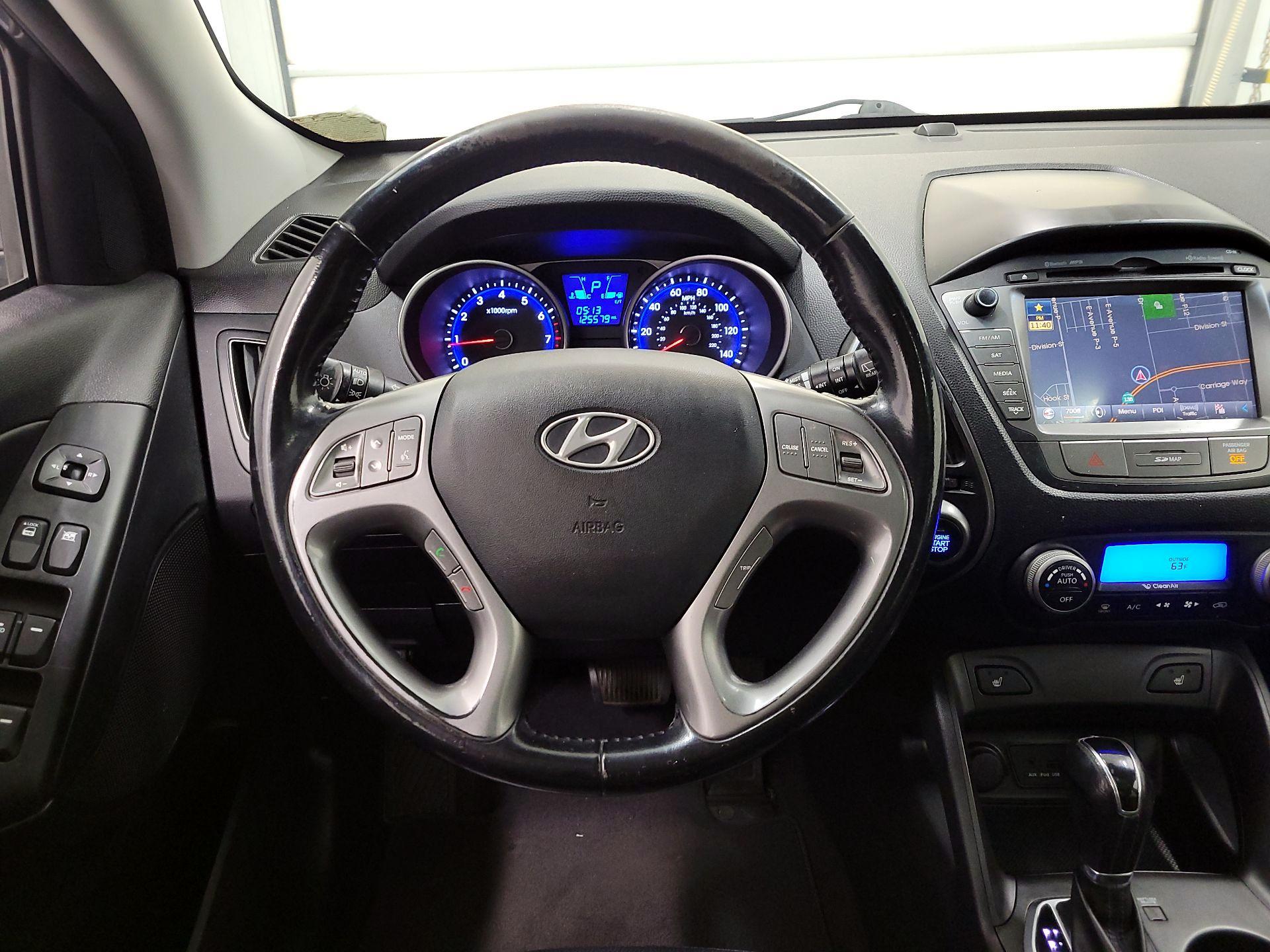 Thumbnail: 2014 Hyundai Tucson - 10