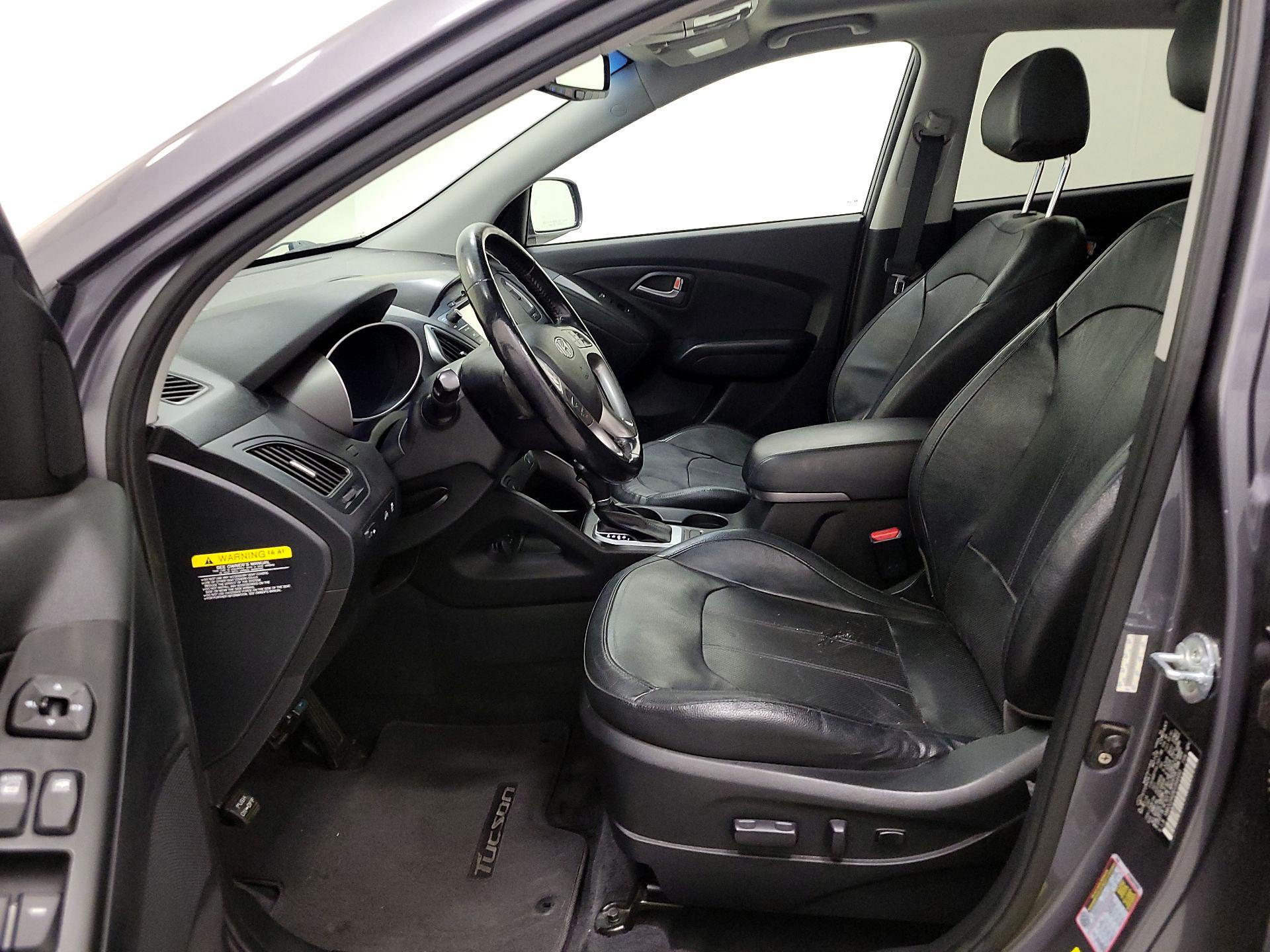 Thumbnail: 2014 Hyundai Tucson - 11
