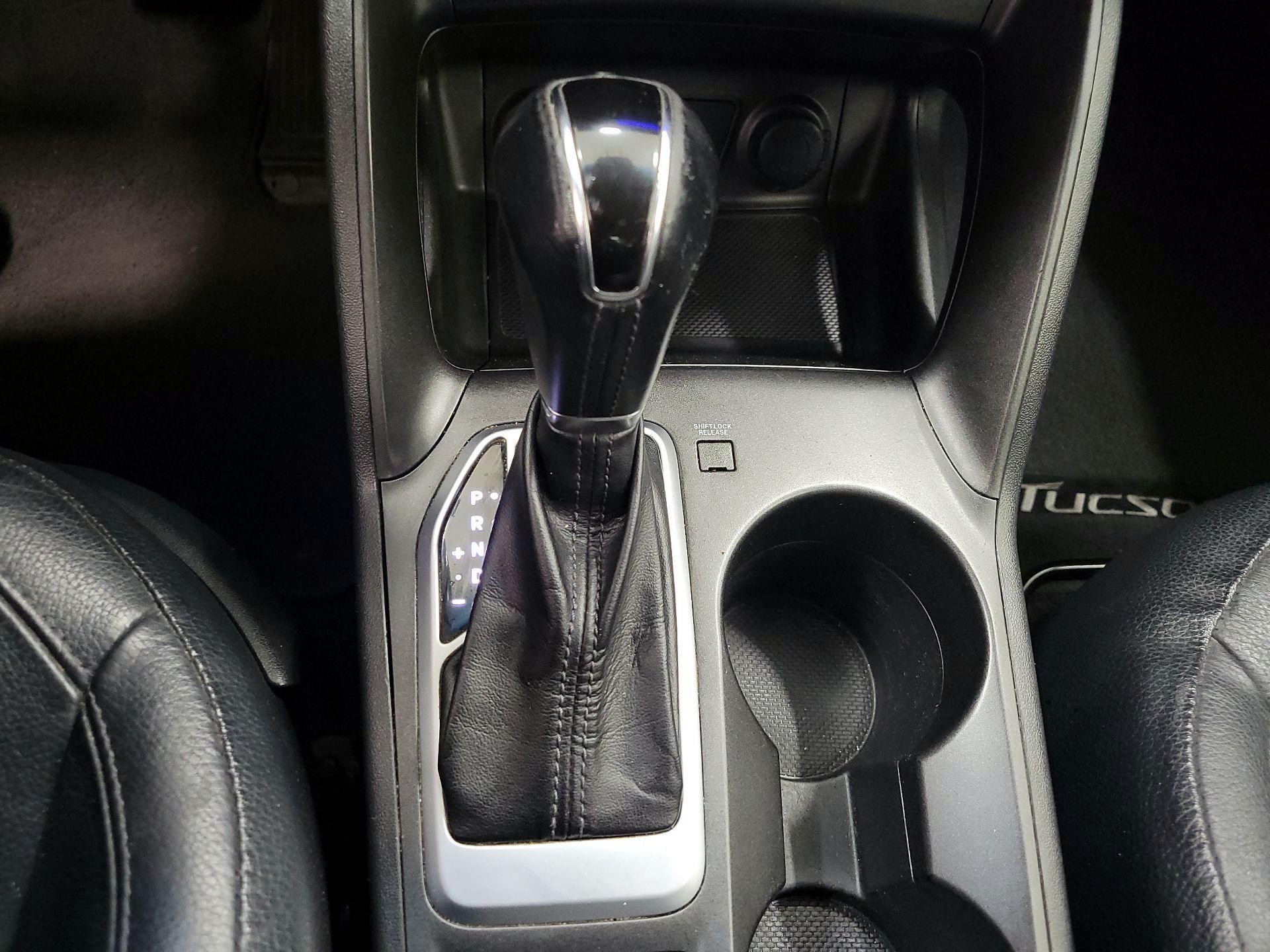Thumbnail: 2014 Hyundai Tucson - 18