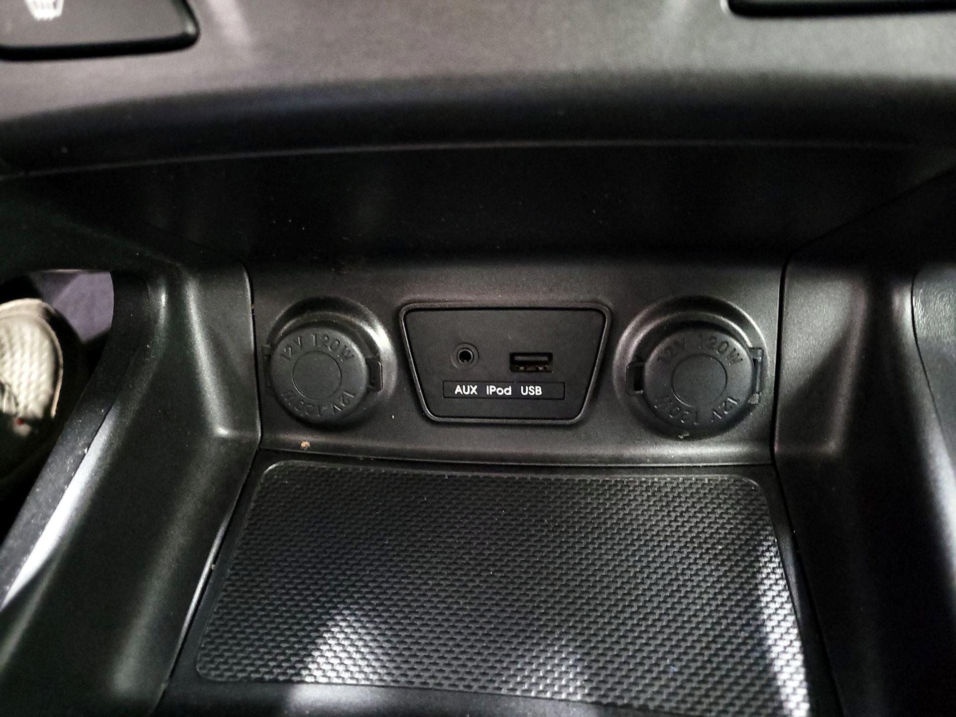Thumbnail: 2014 Hyundai Tucson - 19