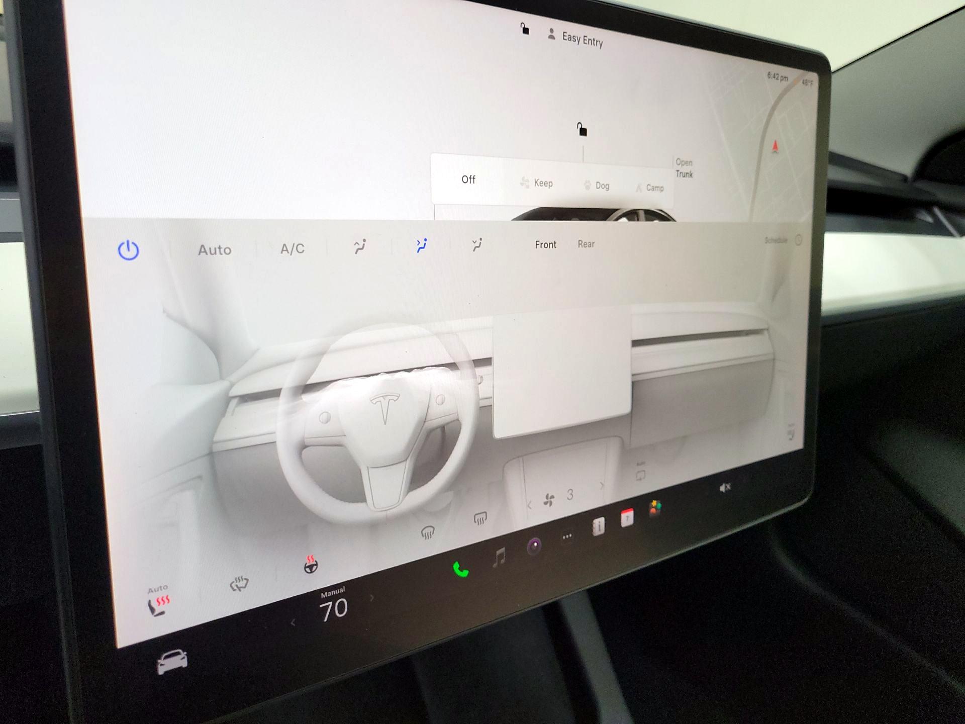 Thumbnail: 2023 Tesla Model 3 - 16