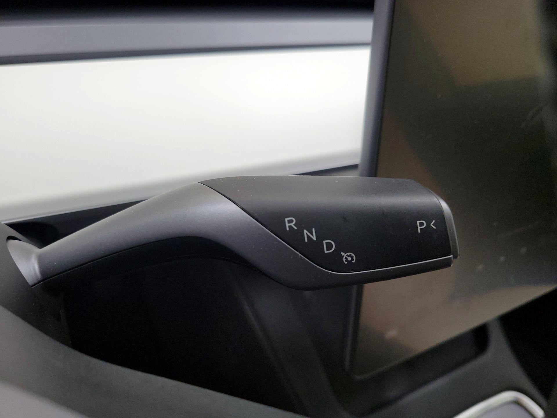 Thumbnail: 2023 Tesla Model 3 - 17