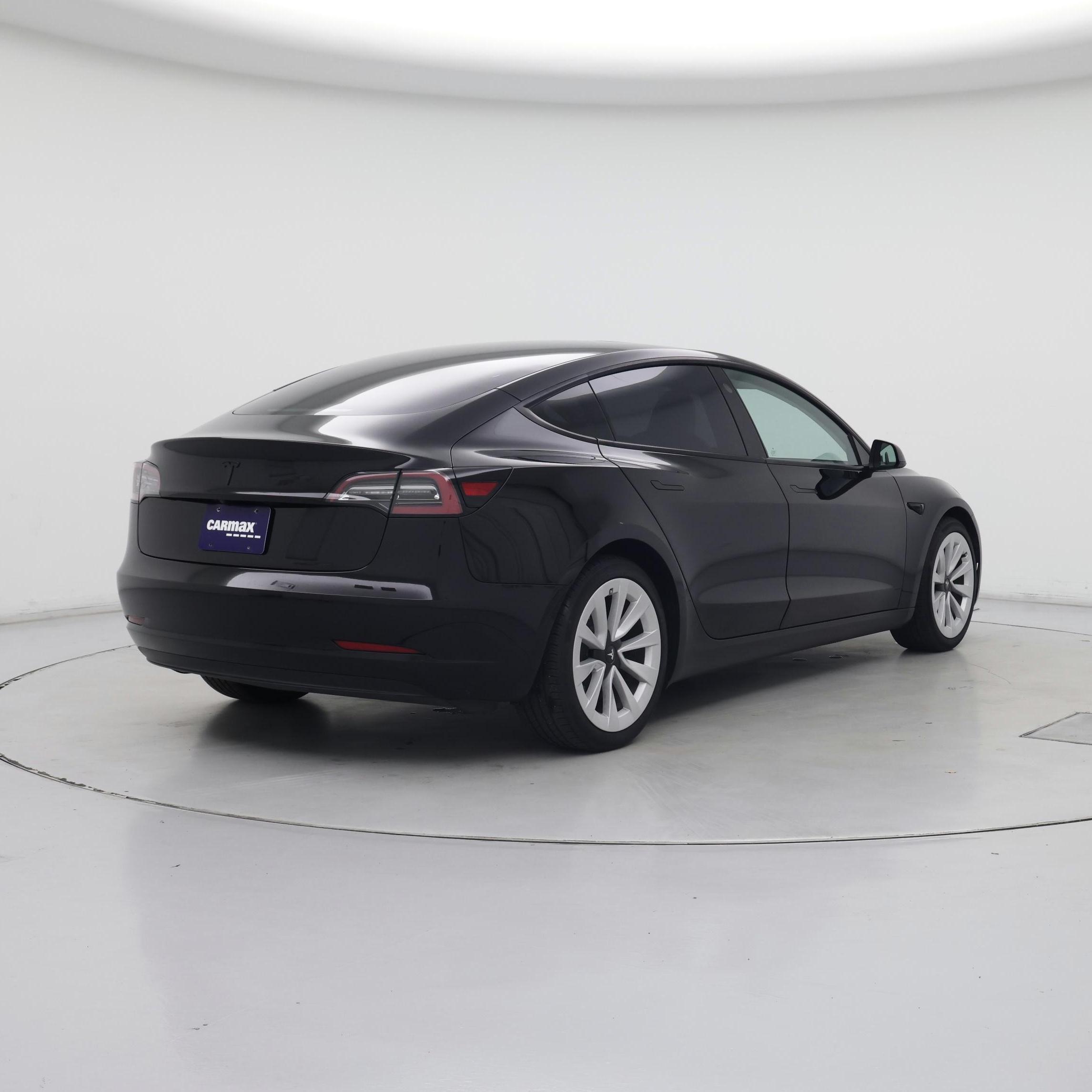 Thumbnail: 2023 Tesla Model 3 - 8