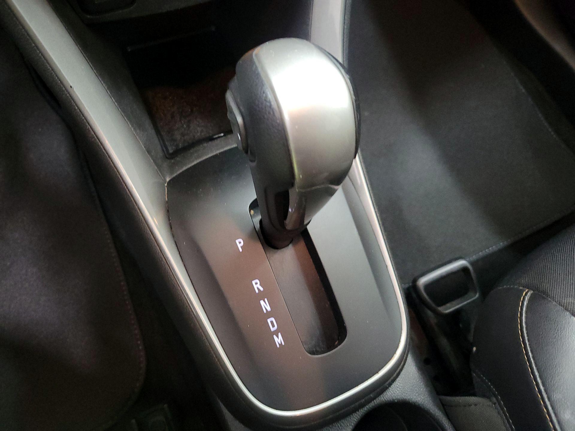 Thumbnail: 2018 Chevrolet Trax - 17