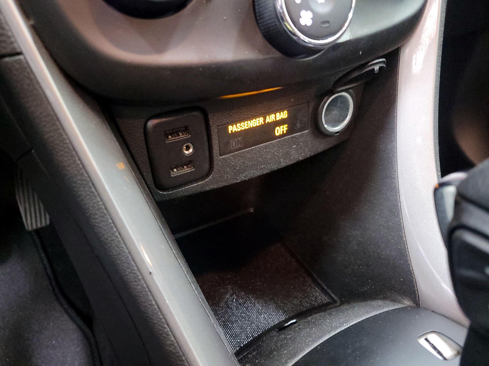 Thumbnail: 2018 Chevrolet Trax - 18