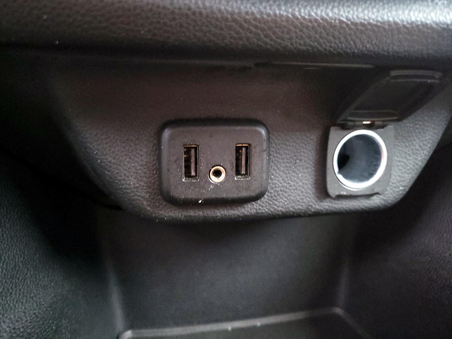 Thumbnail: 2020 Chevrolet Traverse - 18