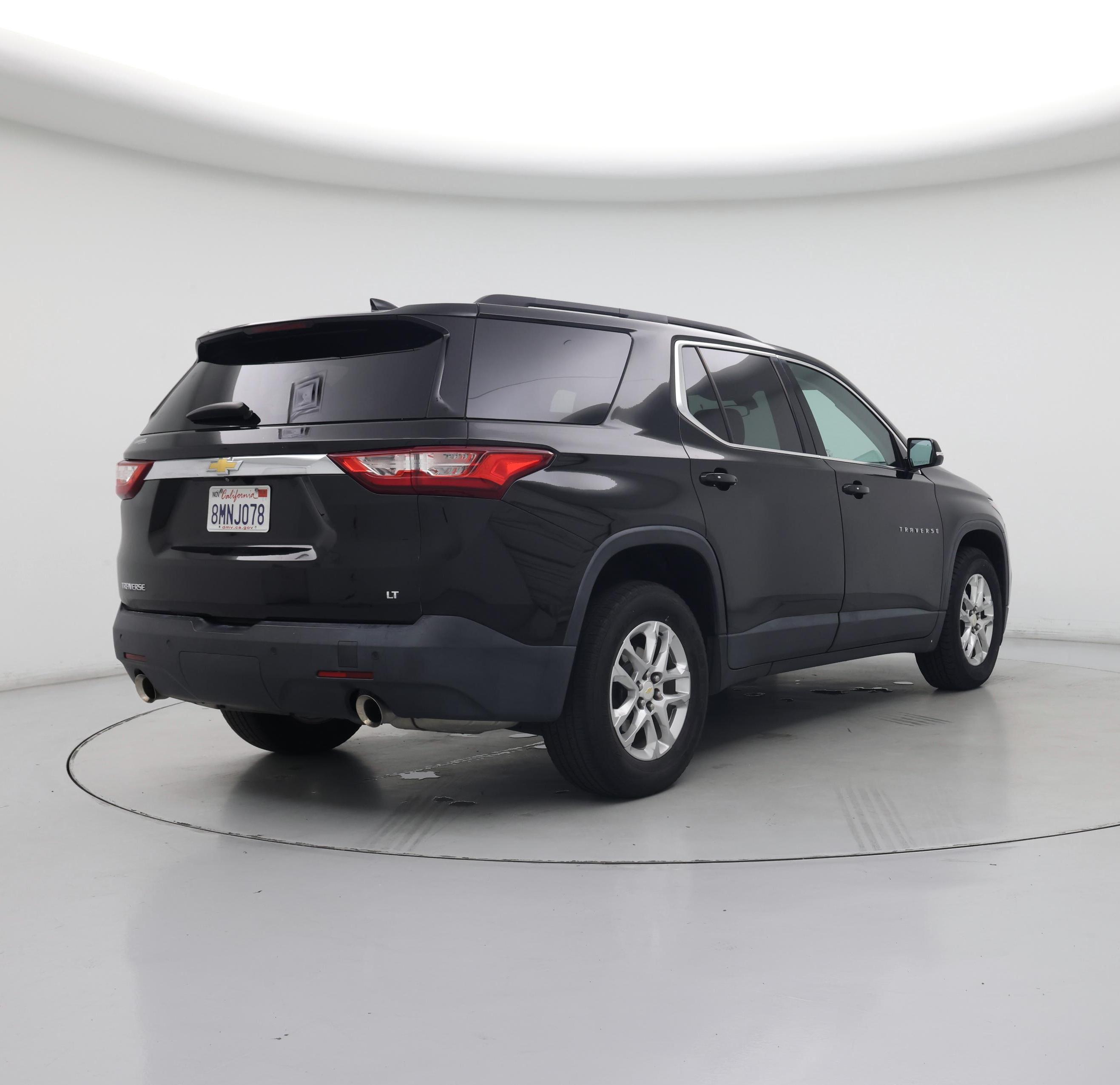 Thumbnail: 2020 Chevrolet Traverse - 8