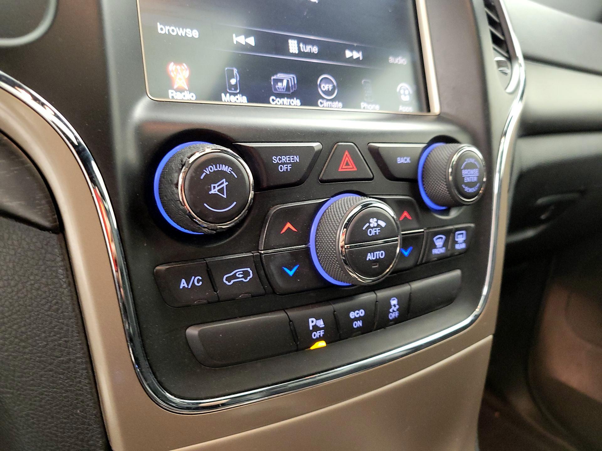 Thumbnail: 2015 Jeep Grand Cherokee - 16