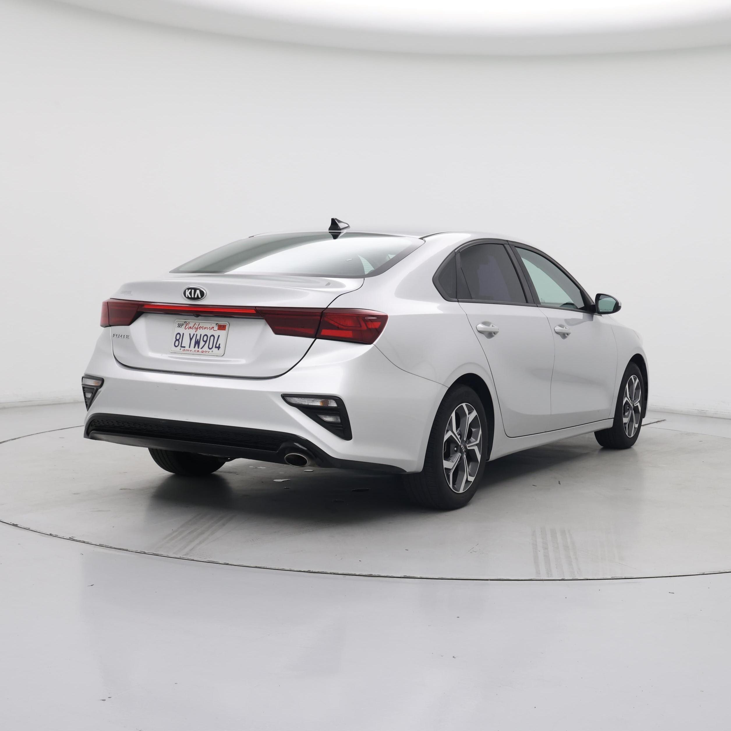 Thumbnail: 2019 Kia Forte - 8