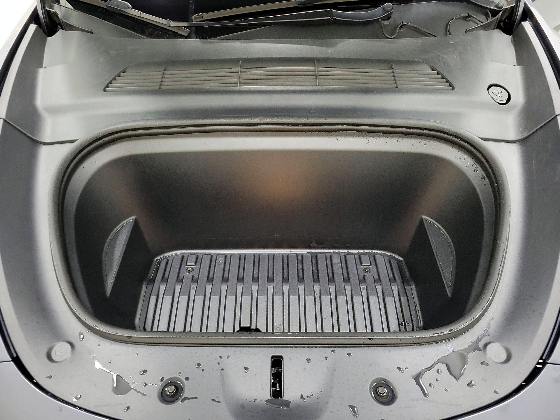 Thumbnail: 2022 Tesla Model Y - 20